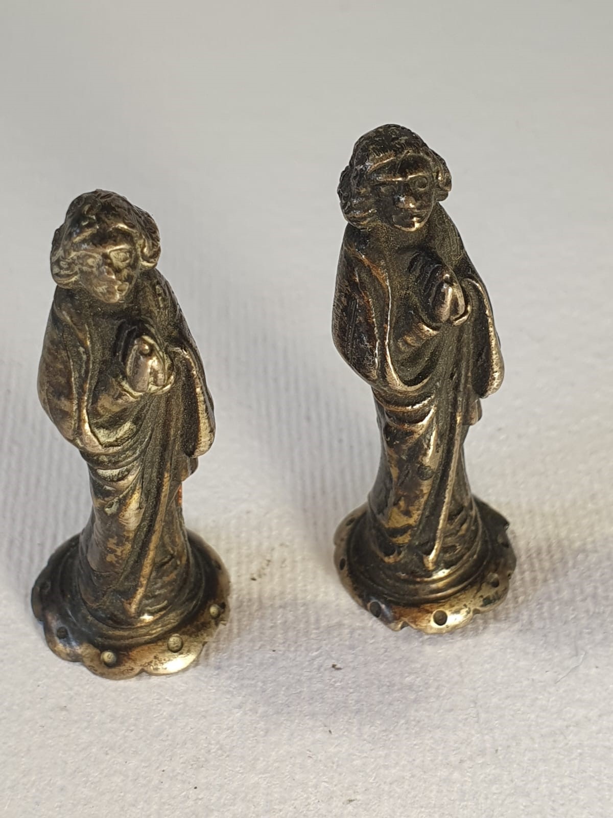 Otto ornamenti per croce