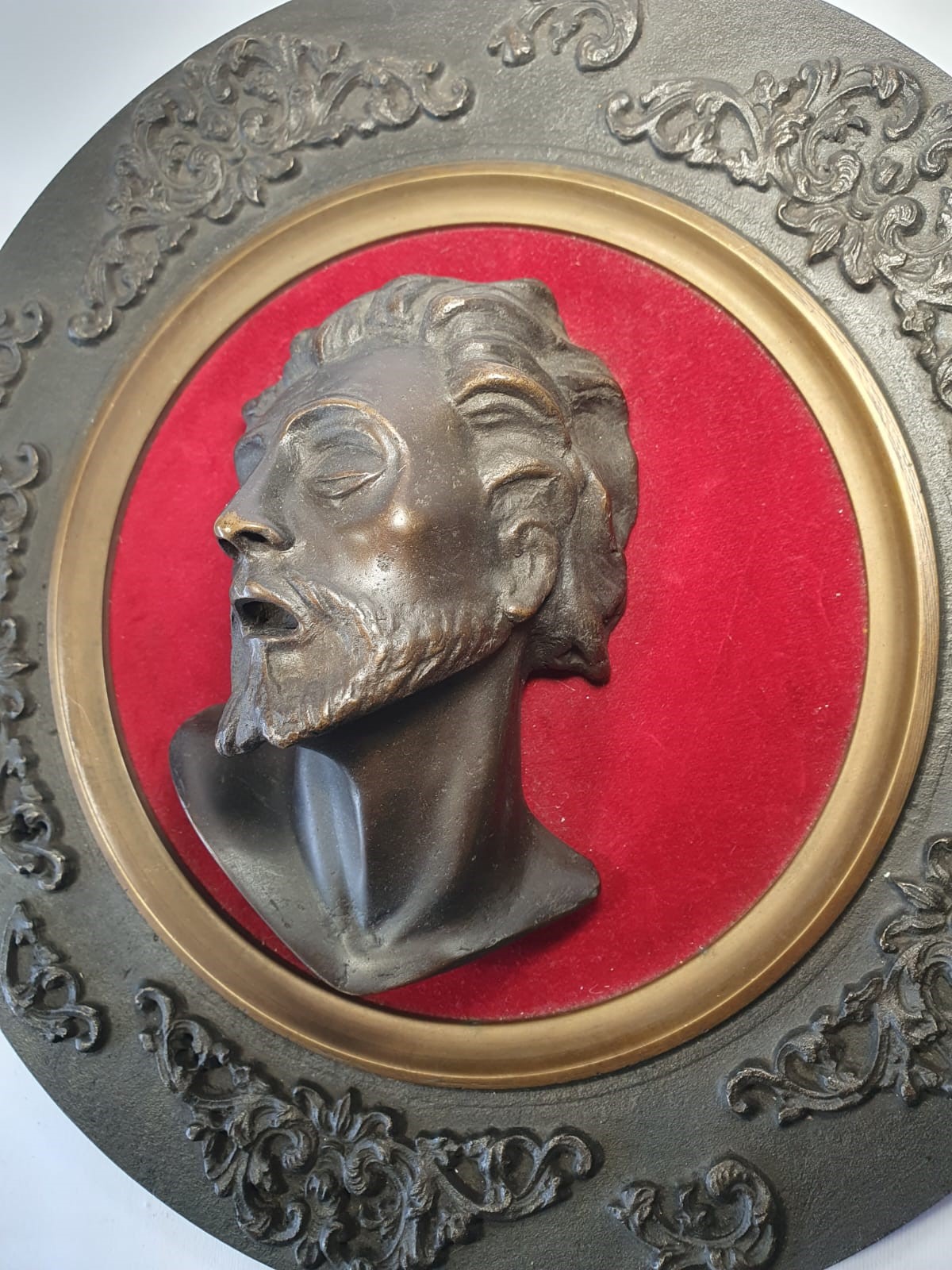 Grande vassoio con testa del Battista