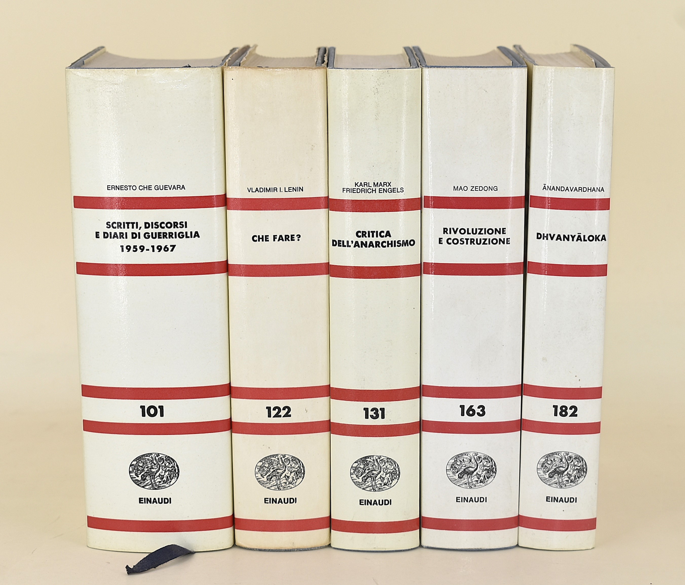 Nuova Universale Einaudi. Che Guevara, Marx, Engels, Anandavardhana, Lenin, Mao Zedong