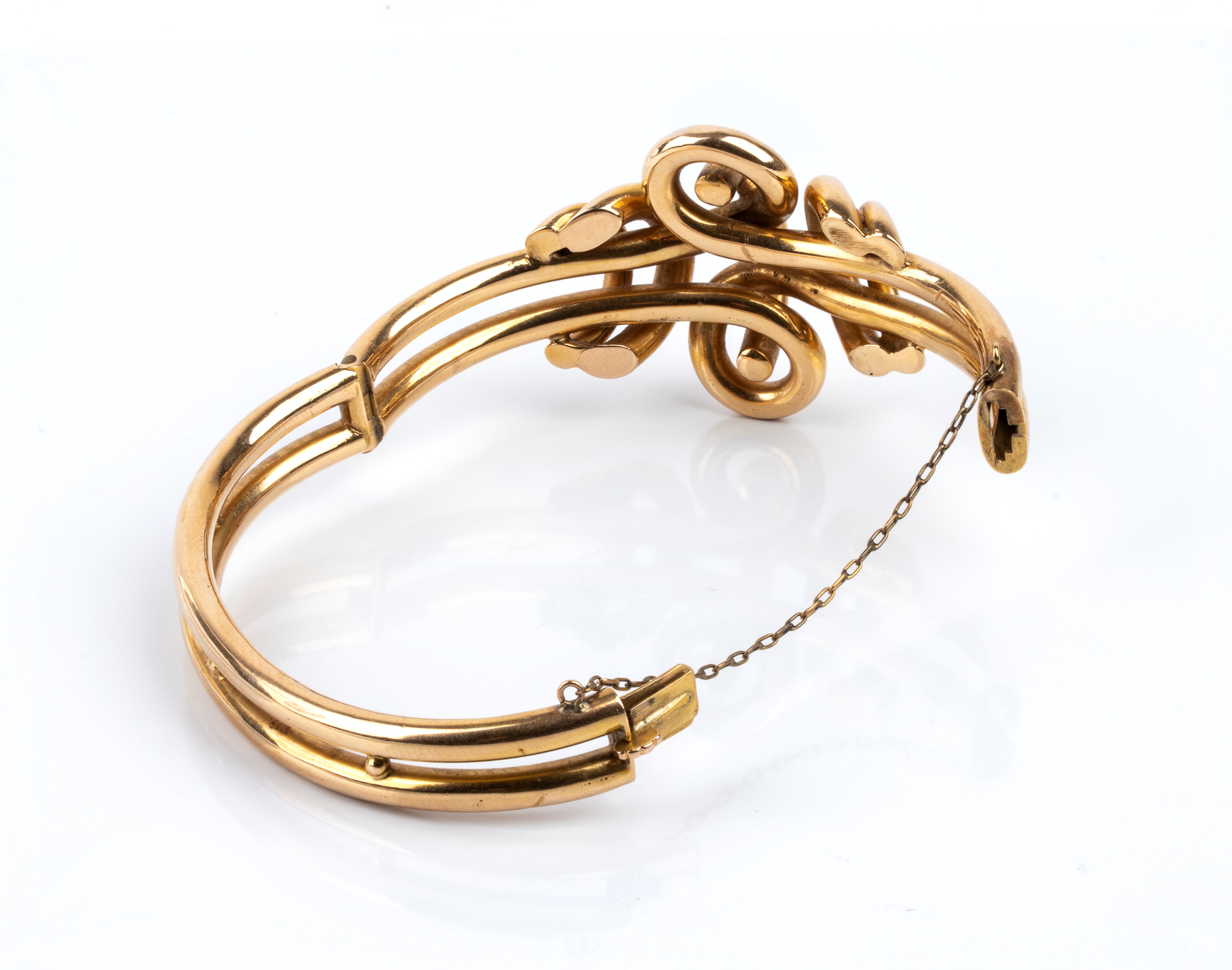 XIX secolo, Bracciale tubolare in oro giallo a doppia fascia intrecciata a nodo