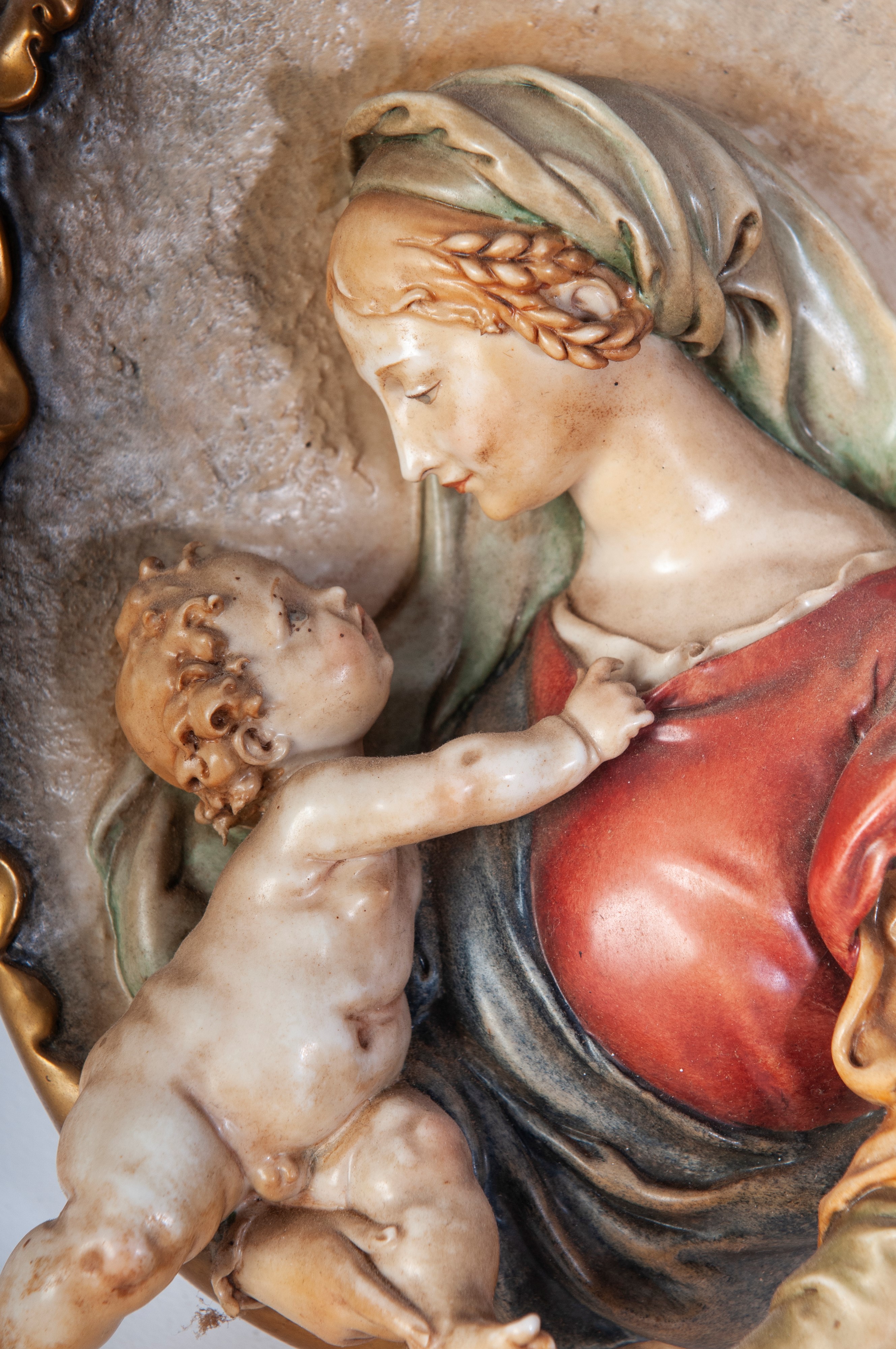 Cappé, Madonna con Bambino in porcellana policroma
