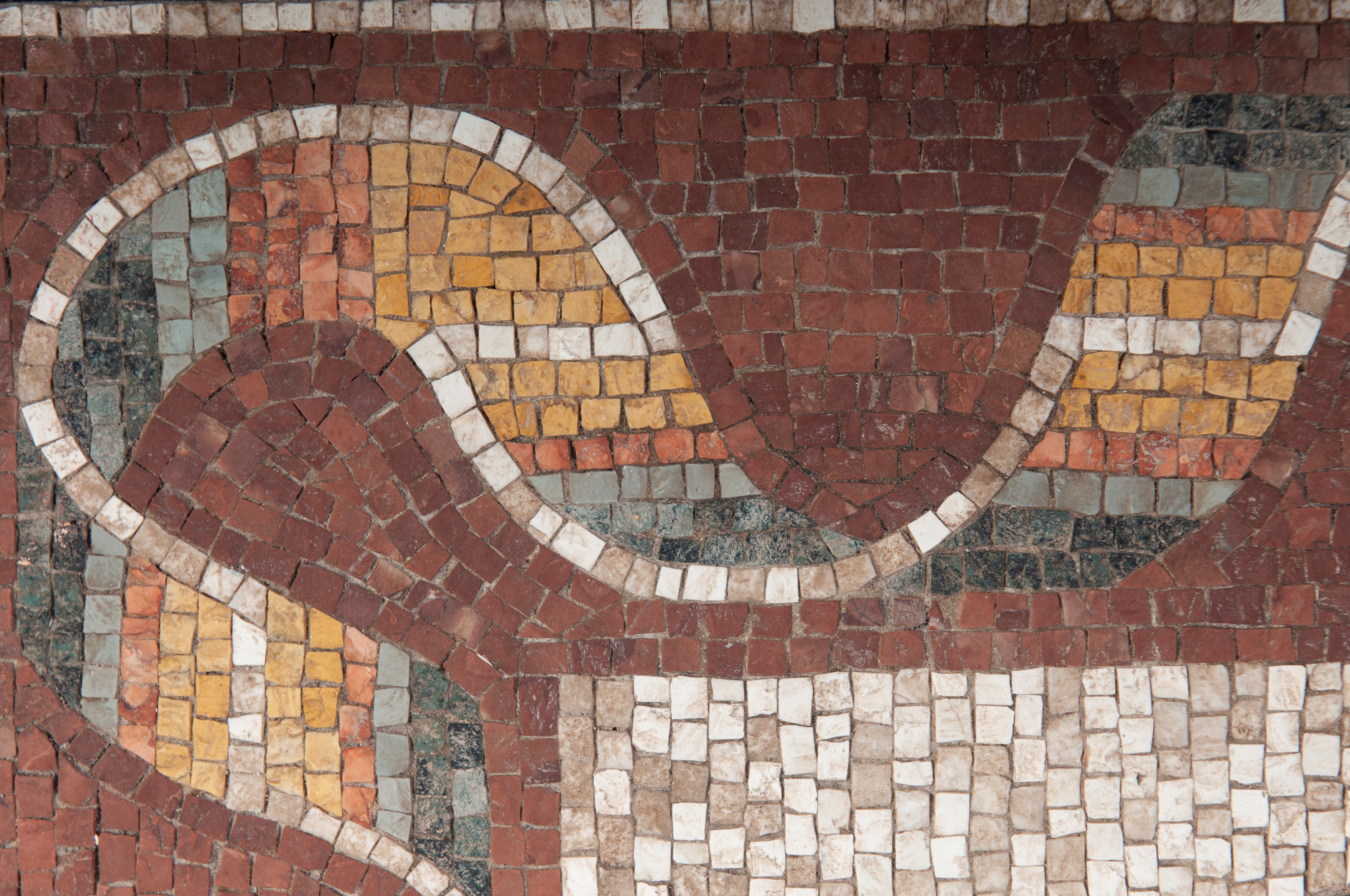 Maschera di teatro, mosaico con pietre policrome, XX secolo