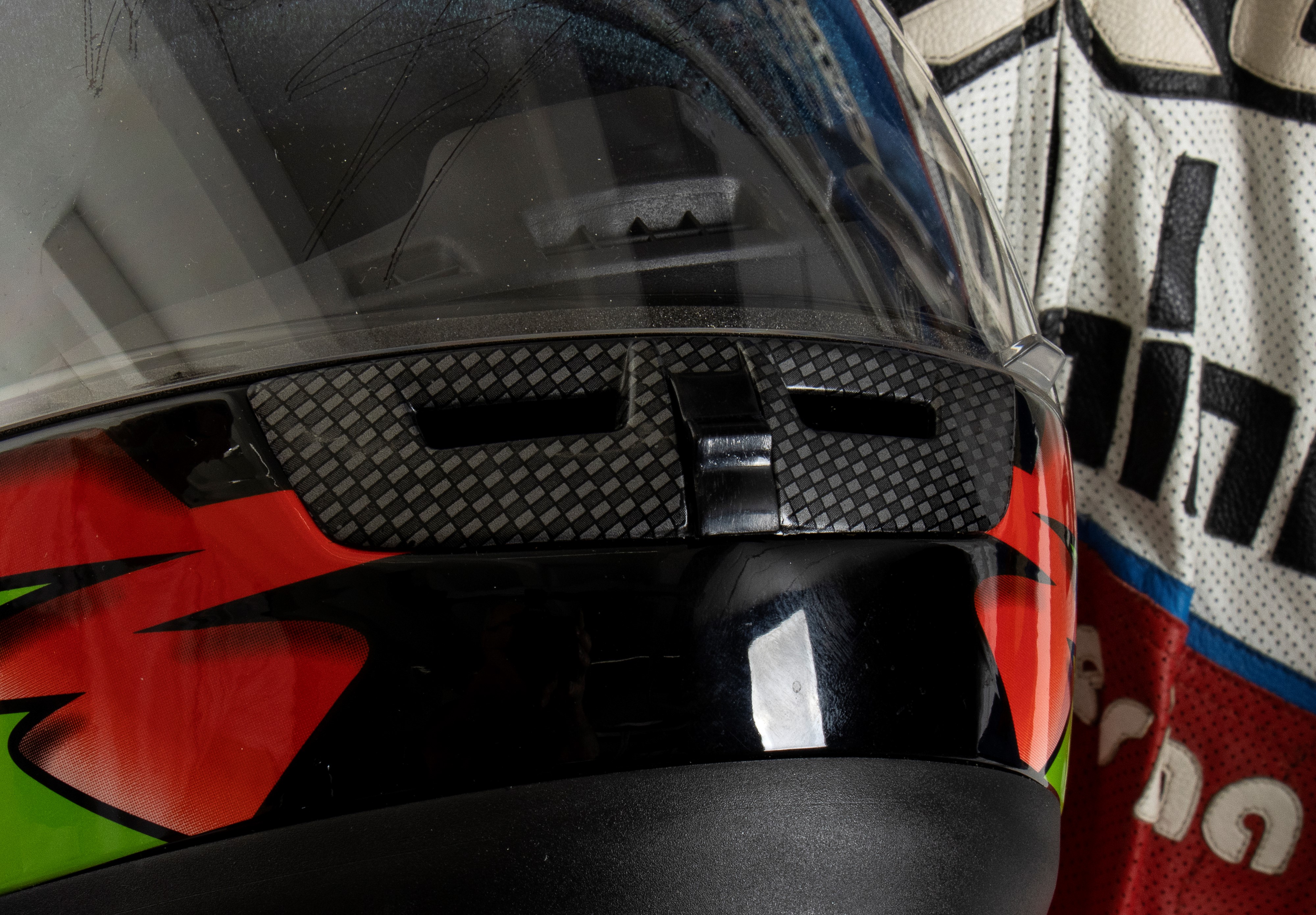 Capirossi Loris , Casco Motociclistico