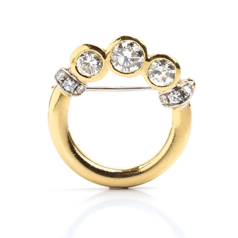 Spilla in oro 18k con diamanti, forma circolare