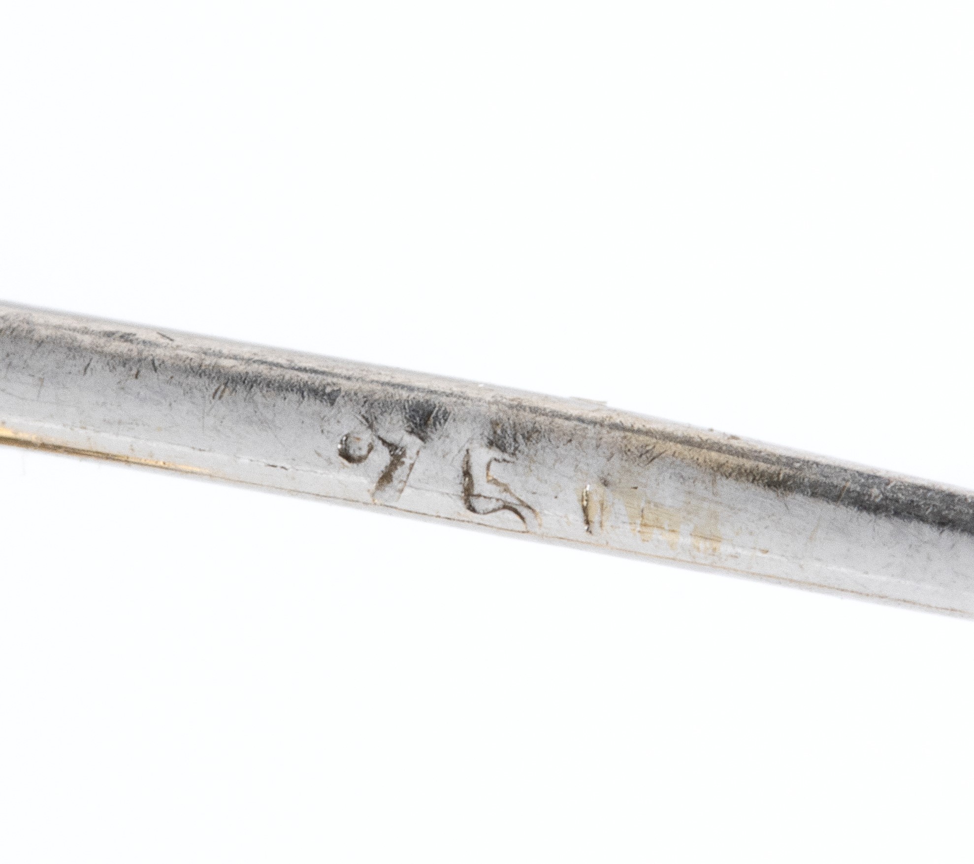 Spilla in oro 18k con diamanti, forma circolare