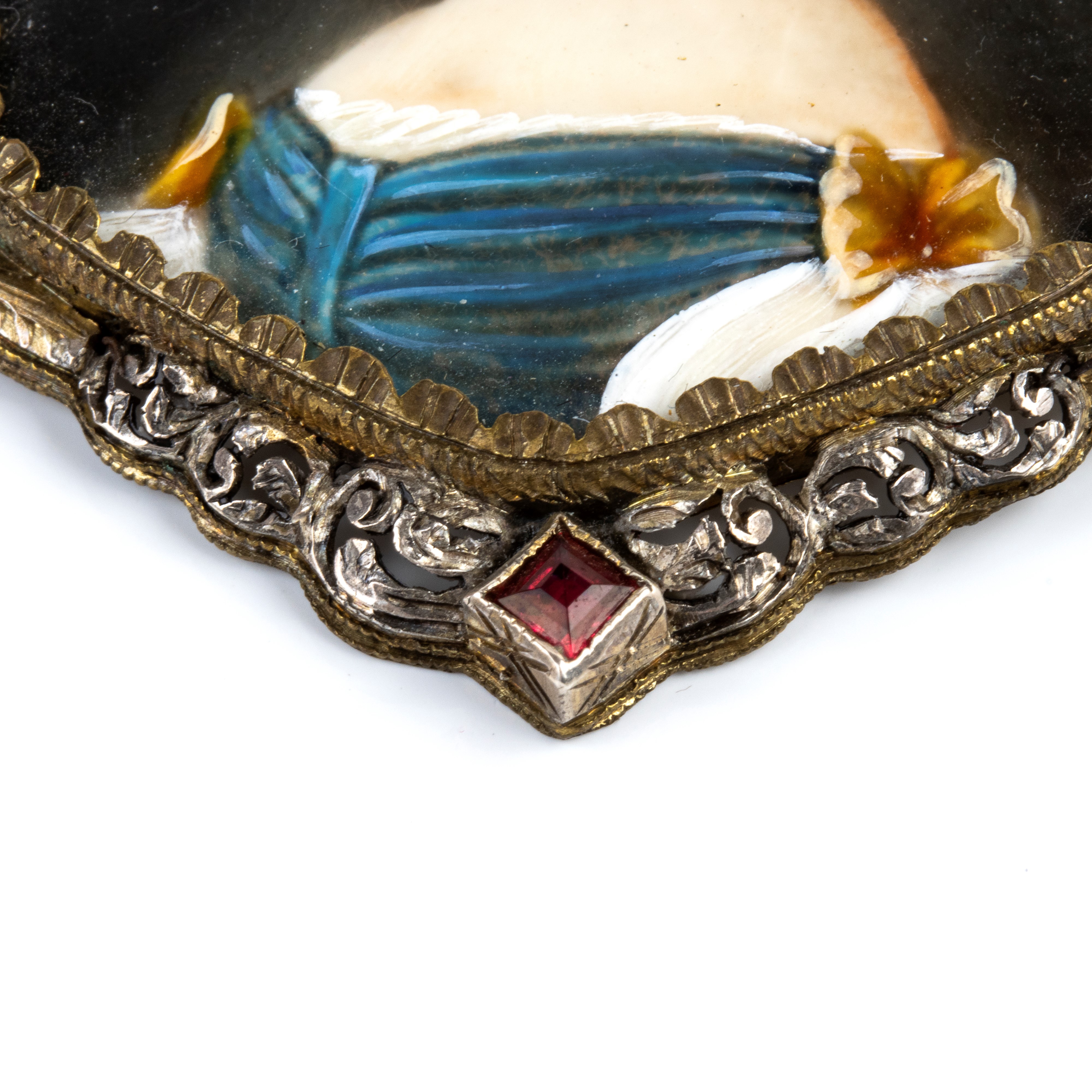 Spilla-pendente a ritratto, fine XIX secolo