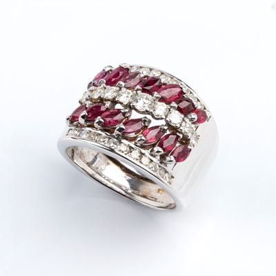 Oro bianco 18 k, Anello a fascia con diamanti e rubini