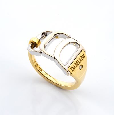 Anello in oro giallo 18k con diamanti tondi a taglio brillante