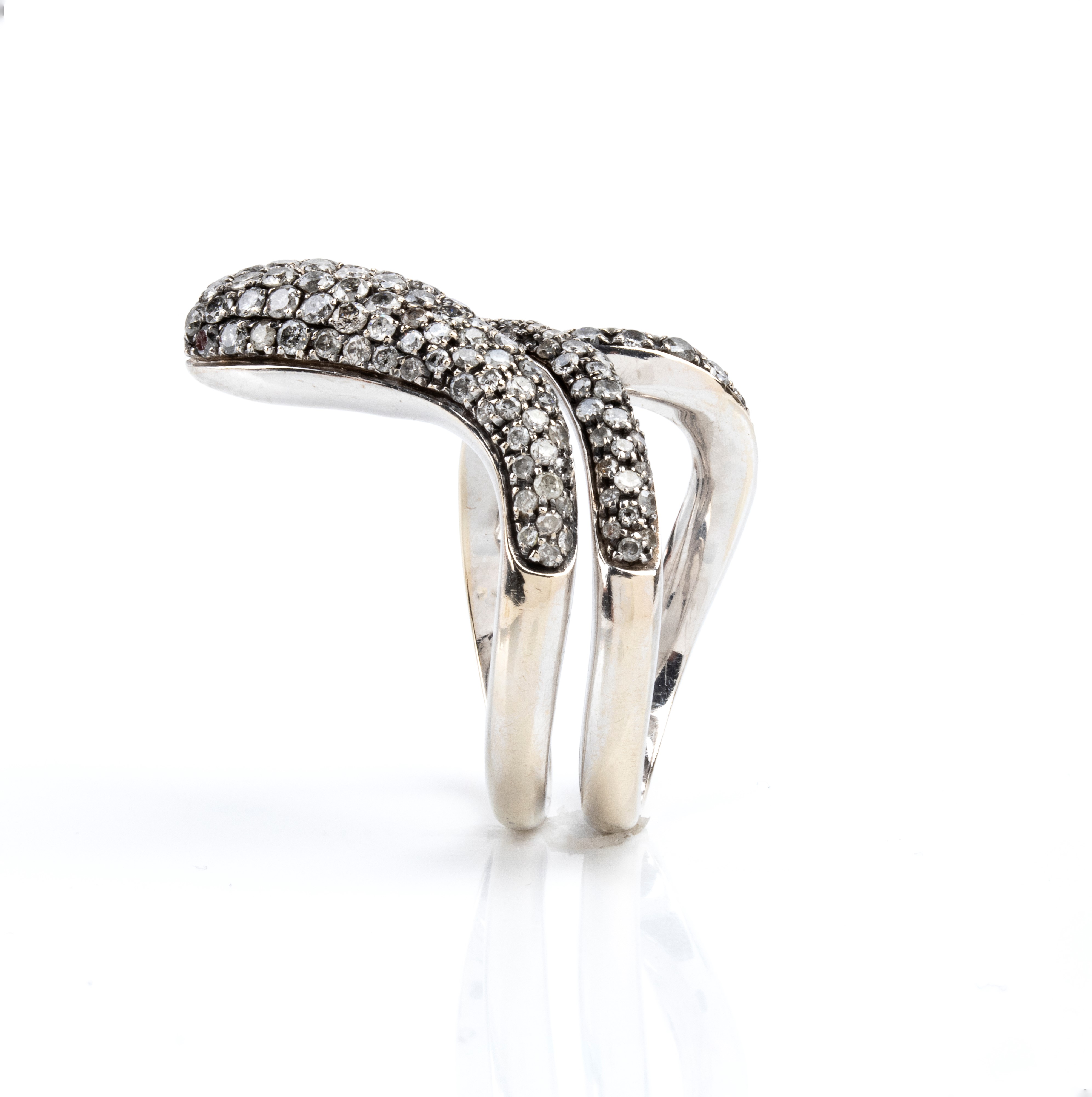 Dada Arrigoni - Anello a serpente in oro bianco 18k con diamanti in pavé