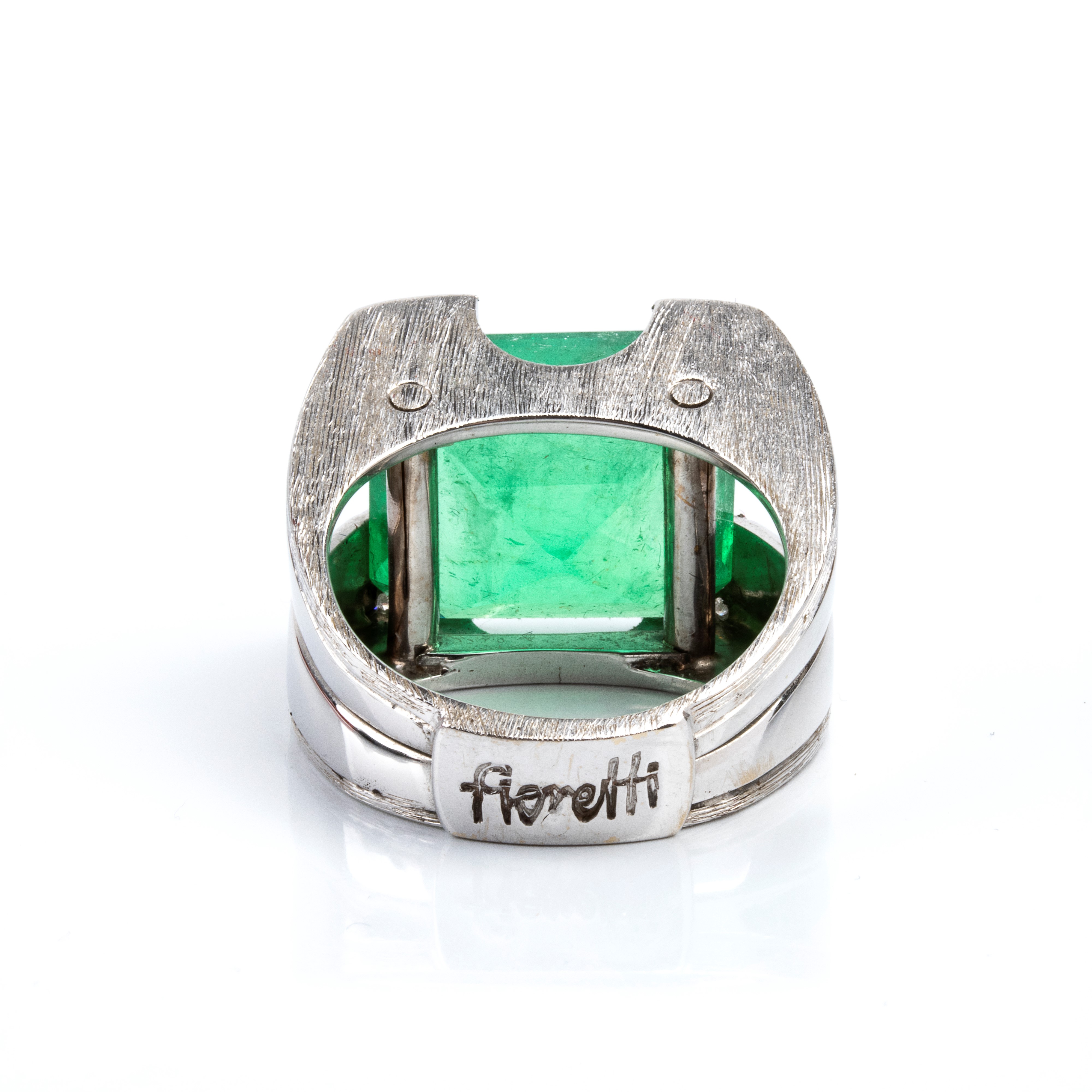 Fioretti - Anello in oro bianco con smeraldo e diamanti