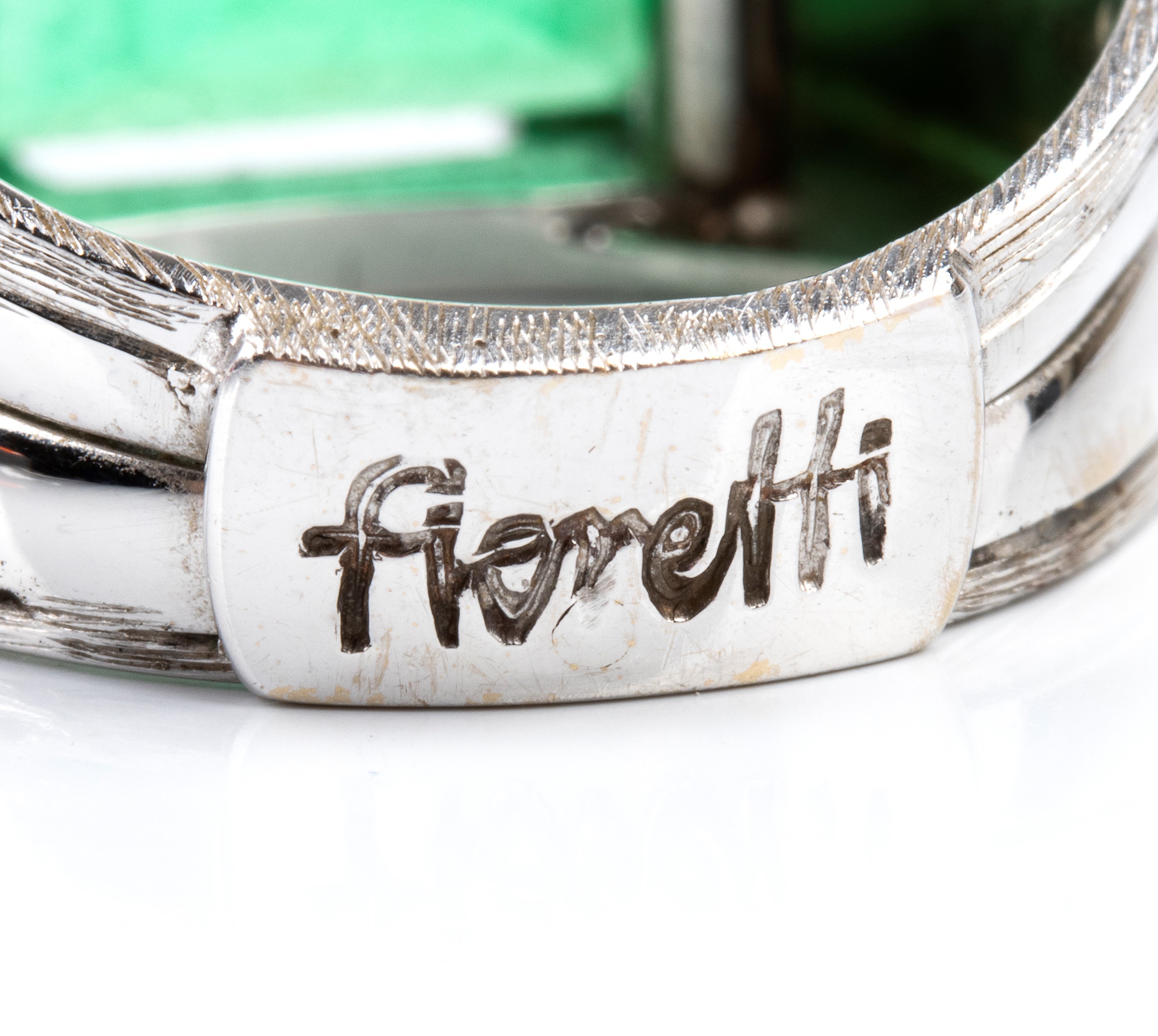 Fioretti - Anello in oro bianco con smeraldo e diamanti