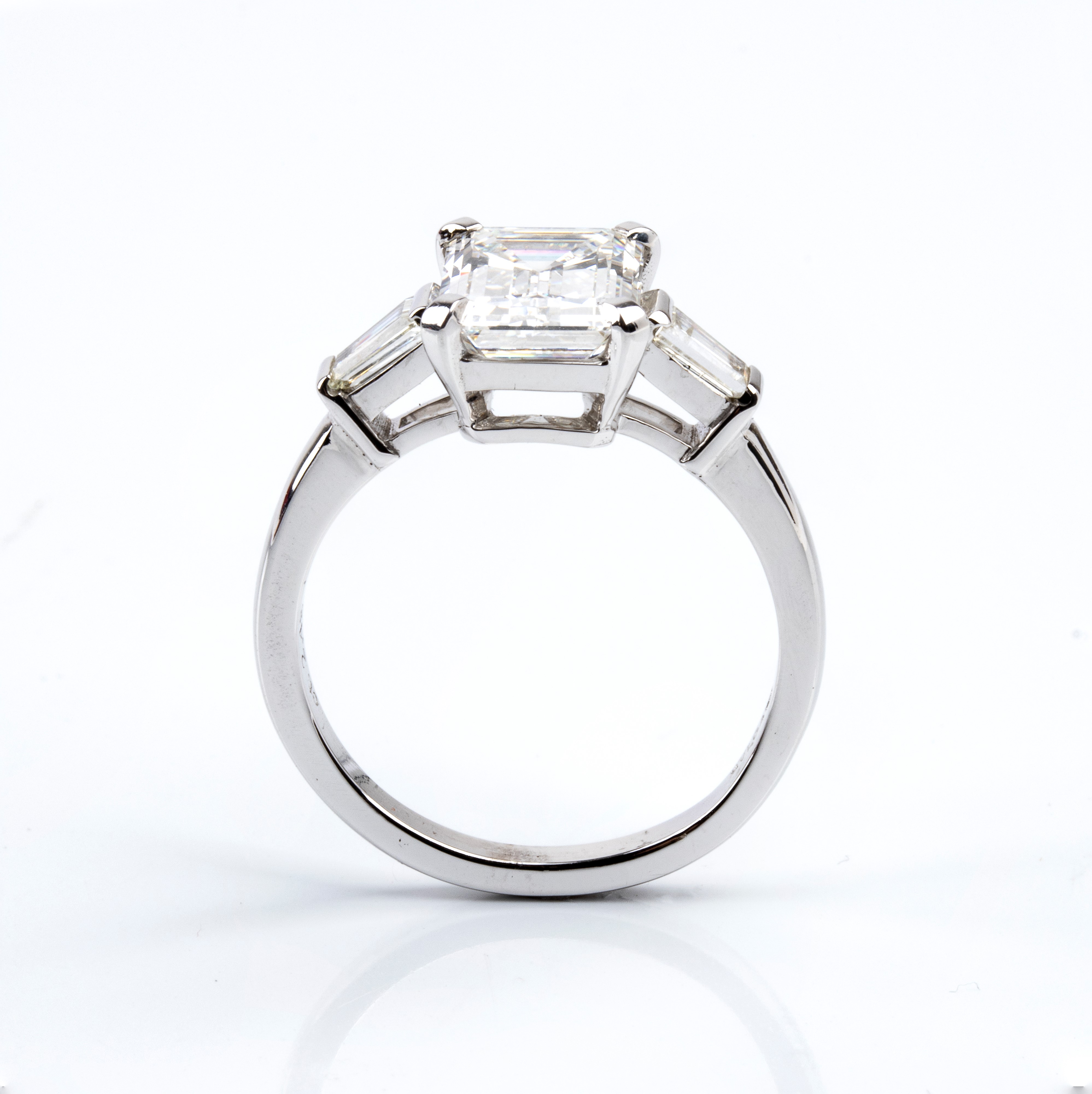 Bulgari - Anello in oro bianco 18k con diamanti