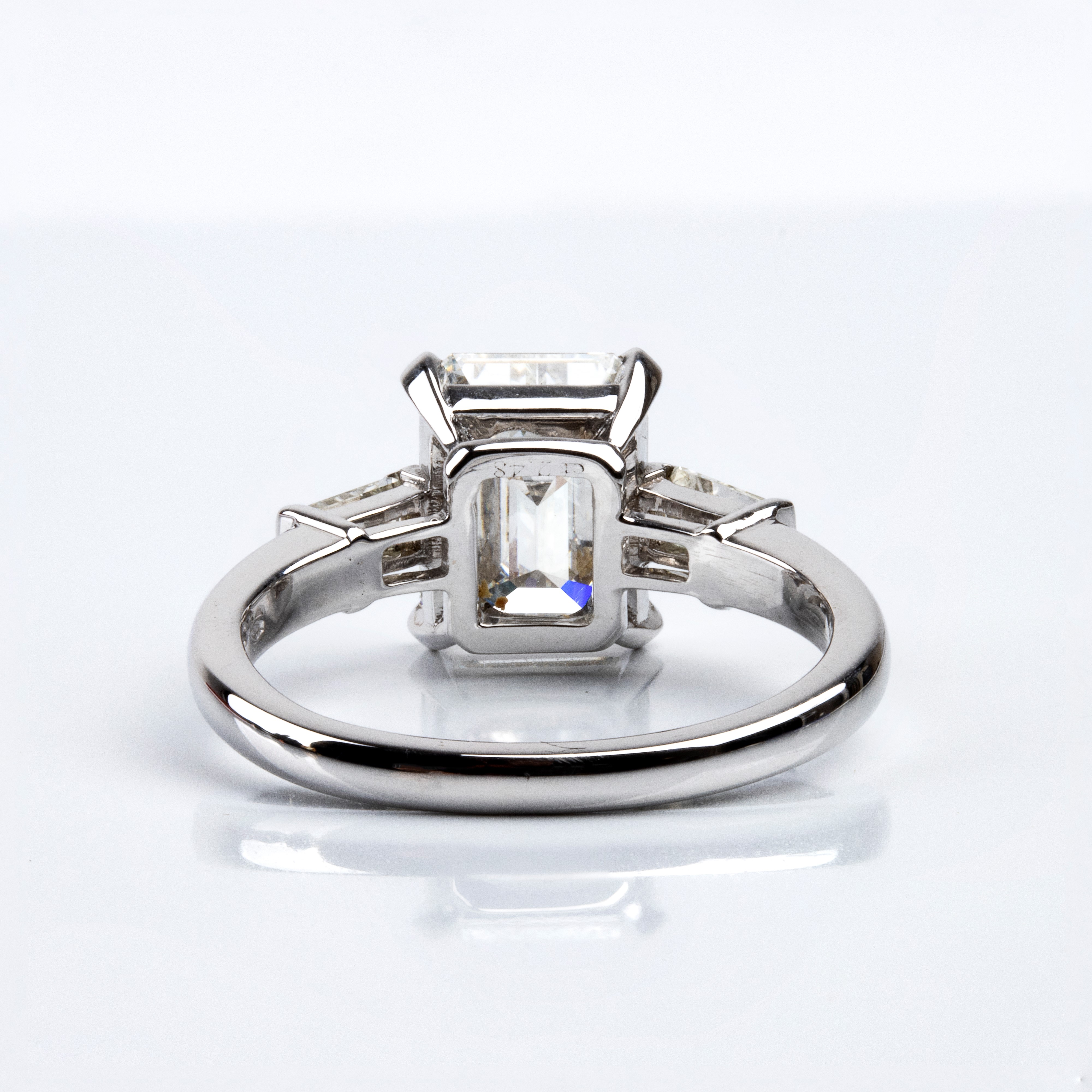 Bulgari - Anello in oro bianco 18k con diamanti