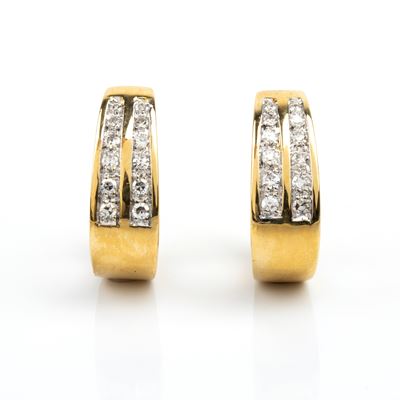 Orecchini, oro giallo 18k con diamanti rotondi taglio huit-huit