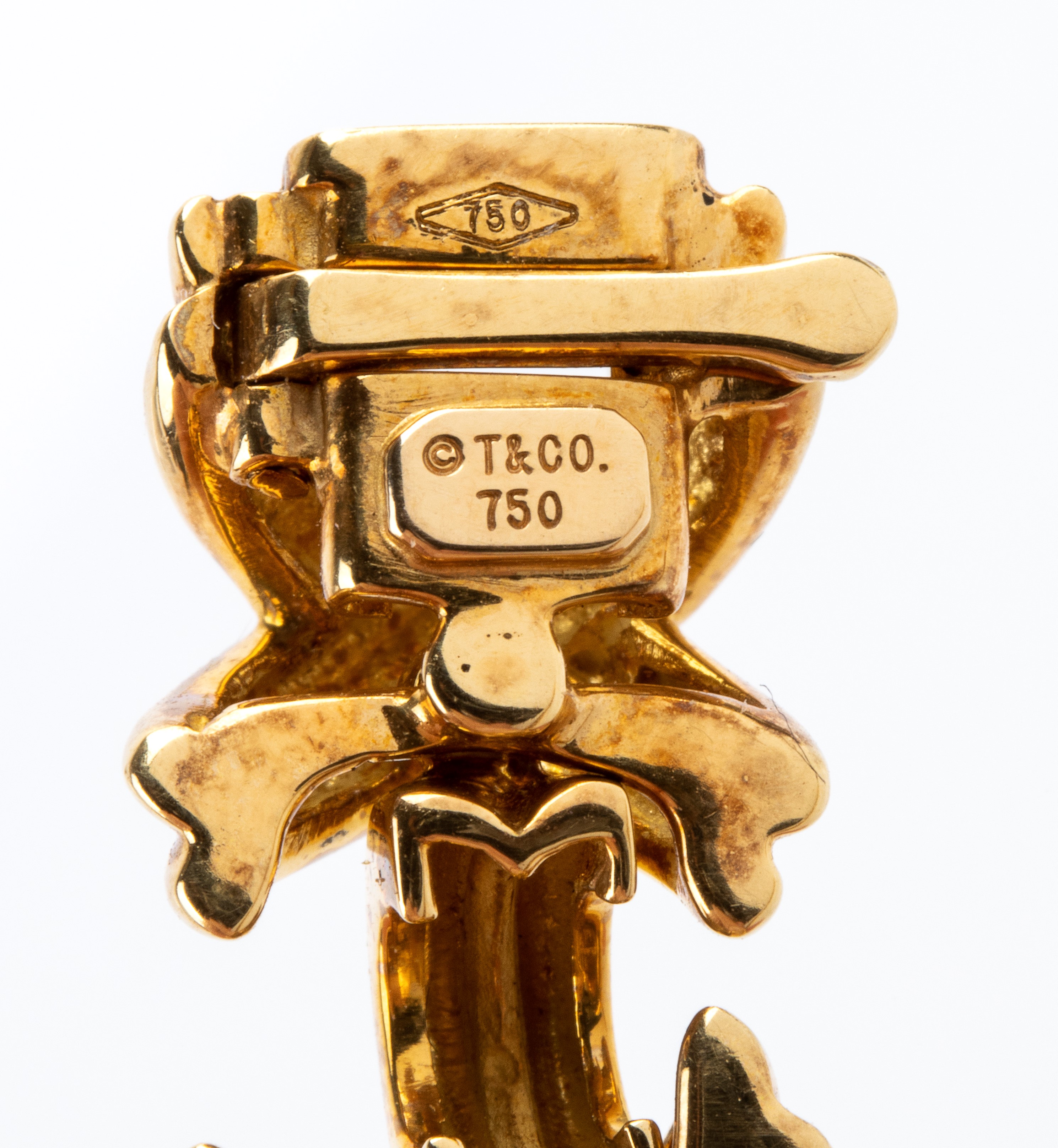 Tiffany & Co.® - Bracciale in oro giallo 18 kt con diamanti, motivo geometrico intrecciato