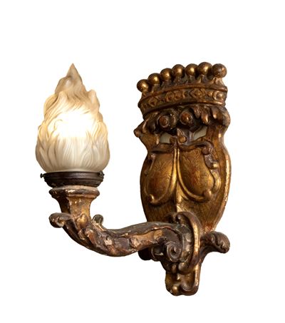 Coppia di appliques italiane in legno intagliato, XIX secolo, stile barocco