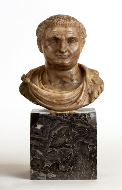 Busto di imperatore romano in marmo giallo antico, Roma, primo quarto del XVIII secolo