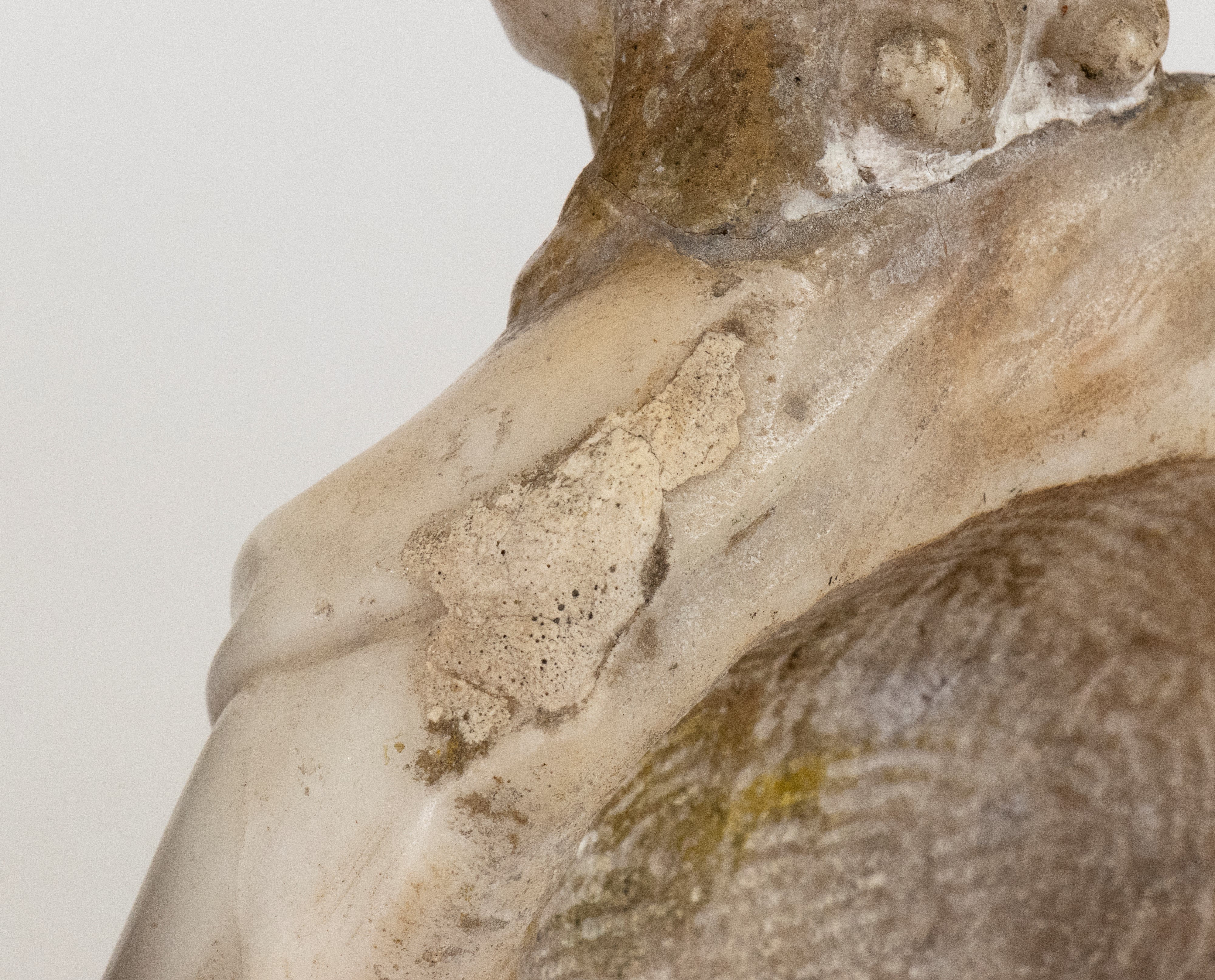 Busto femminile in marmo bianco, Italia centrale, XIX secolo