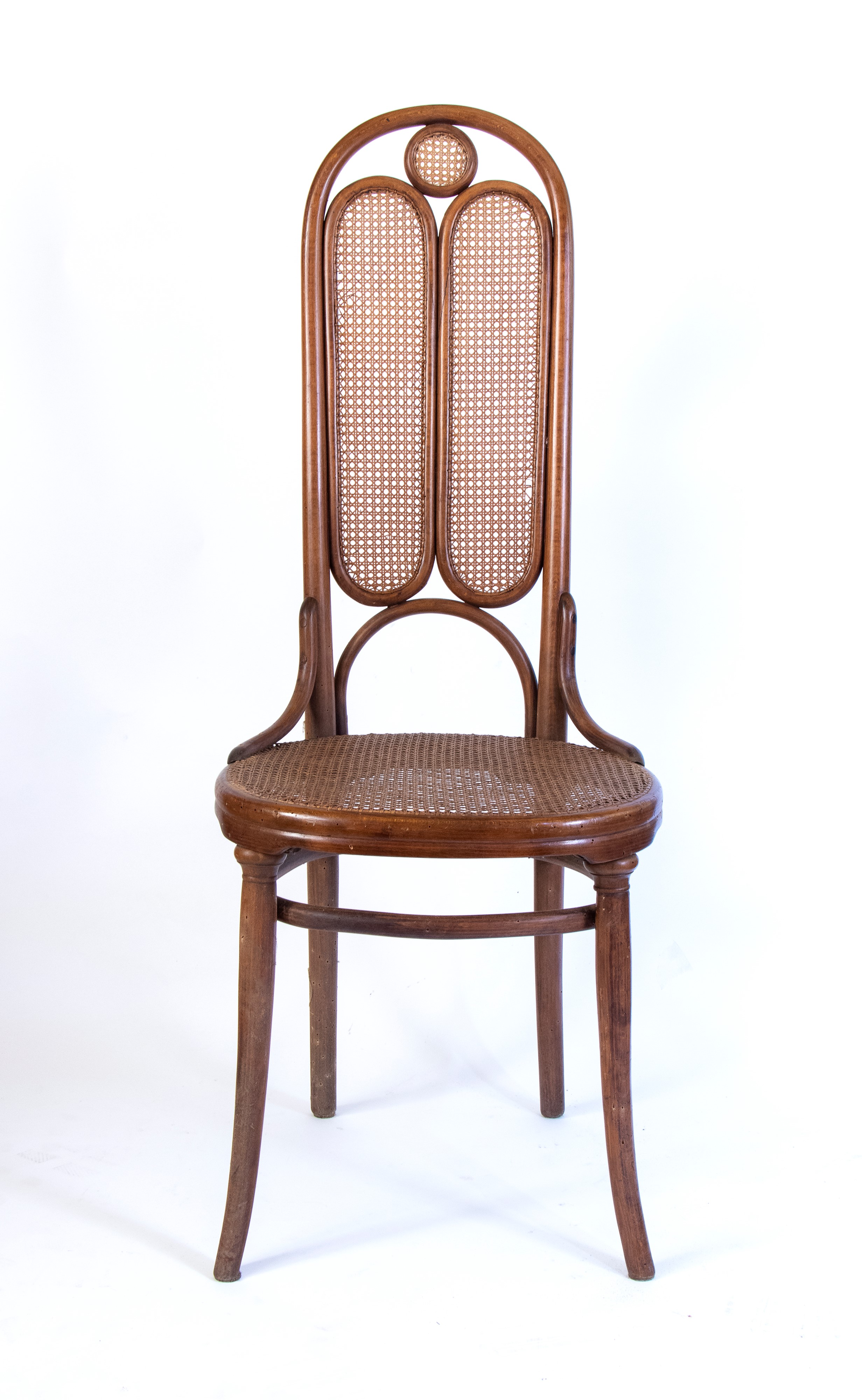 Michael Thonet - Gruppo di sei sedie in legno curvato con seduta in paglia intrecciata