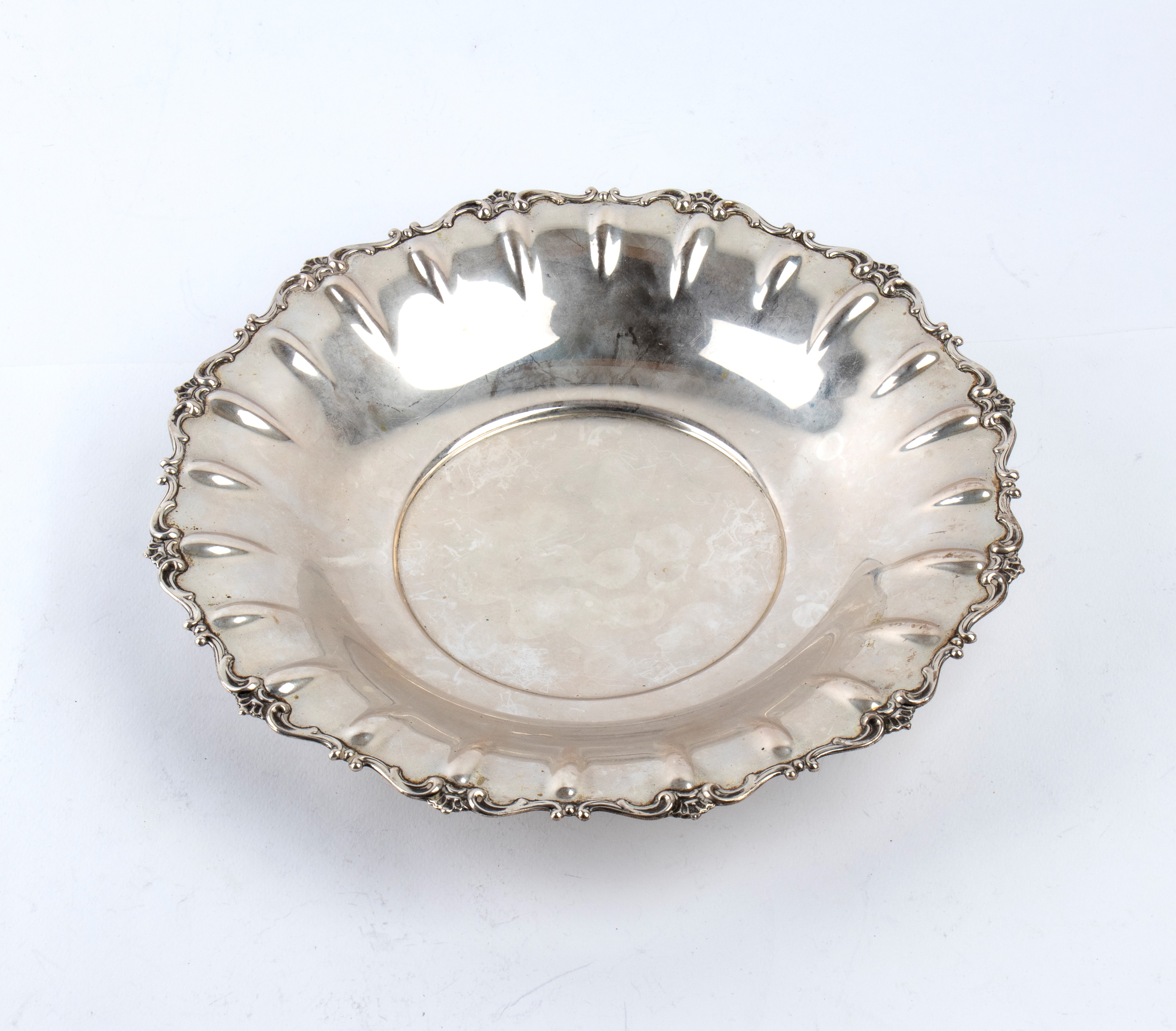 Due cestini italiani in argento, argento 800/1000, anni ’50-’60