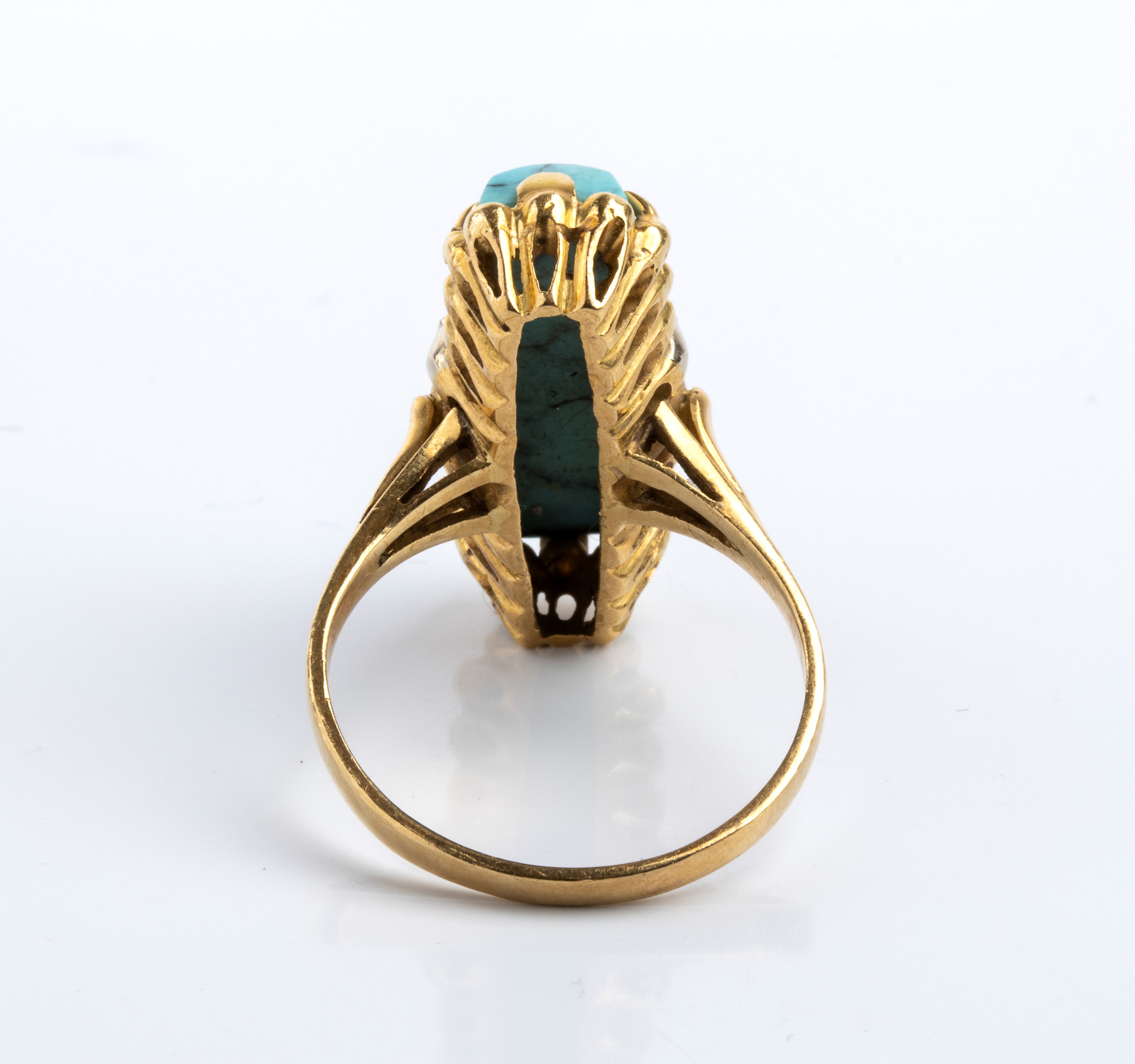 Parure in oro giallo 18k e turchesi (anni '80), Orecchini, anello e collana