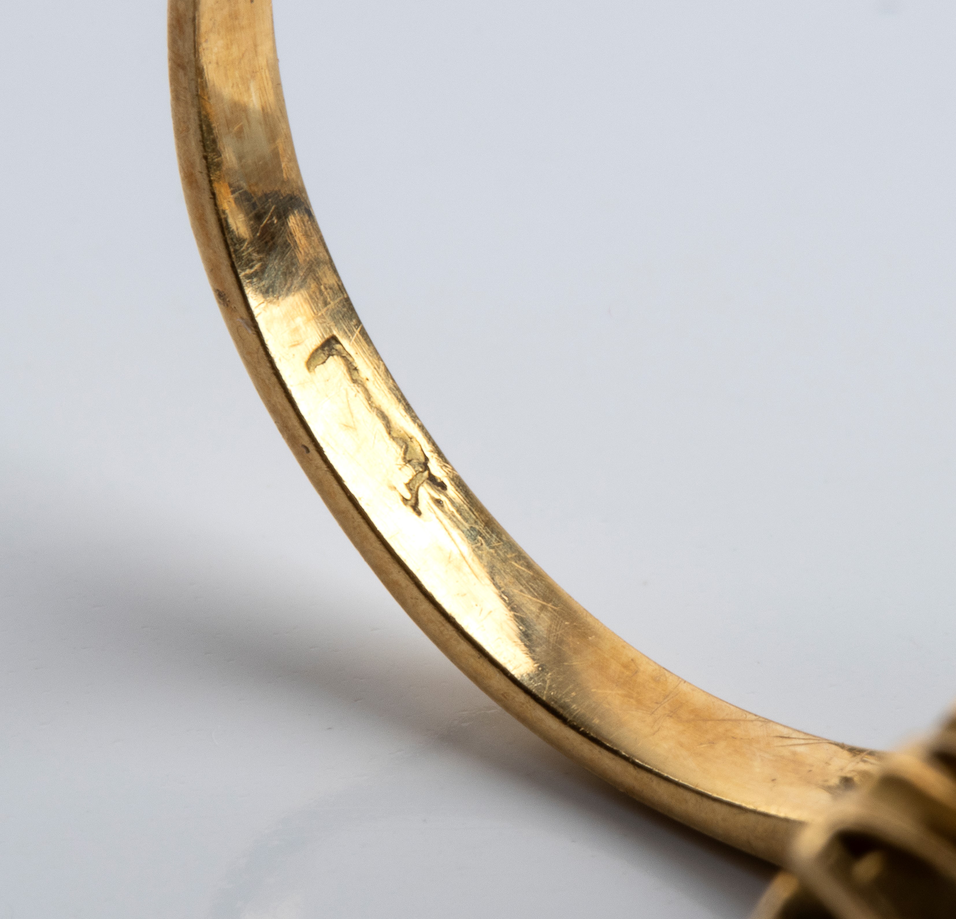 Parure in oro giallo 18k e turchesi (anni '80), Orecchini, anello e collana