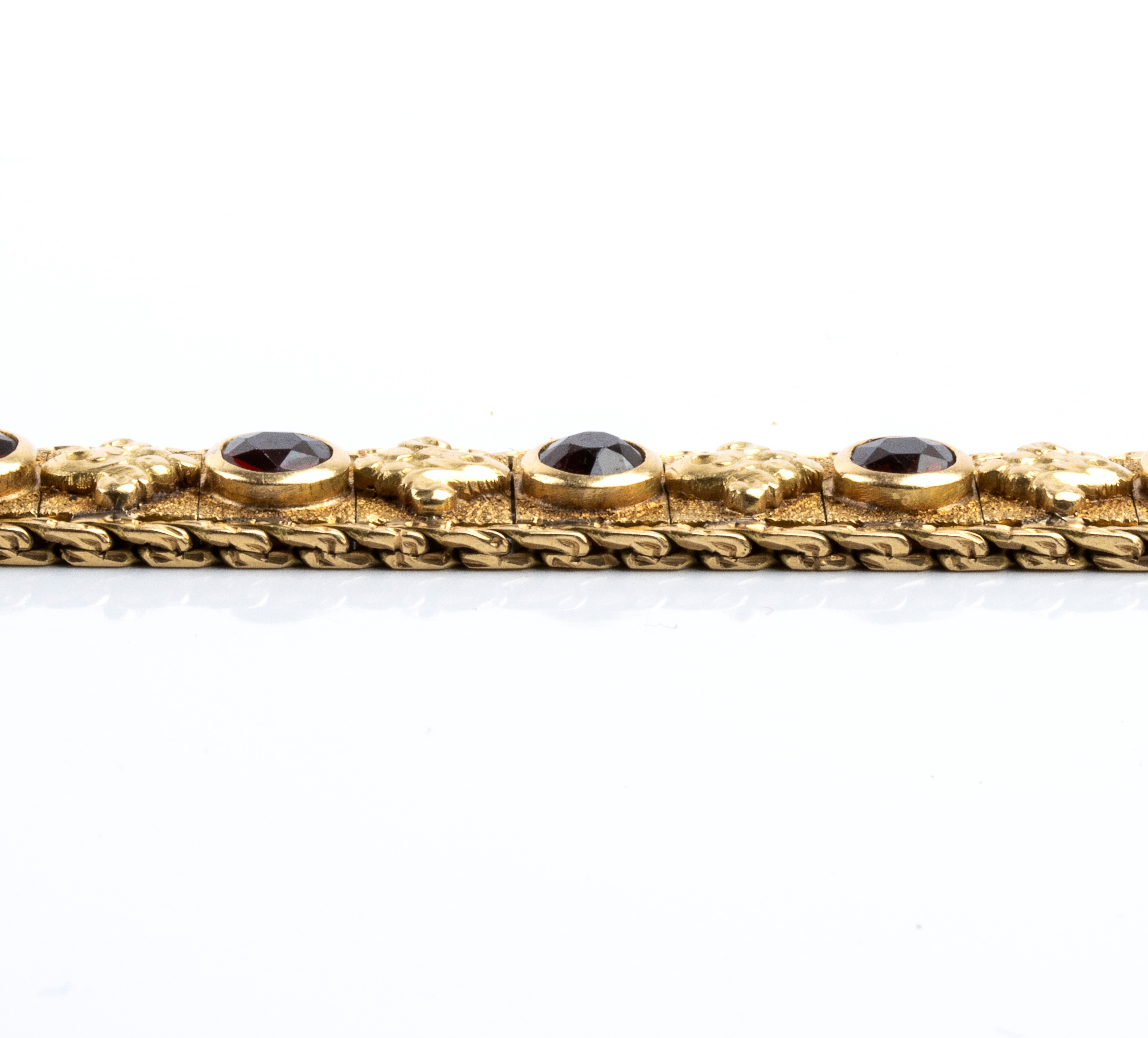 Oro 18k, Bracciale e spilla con granati