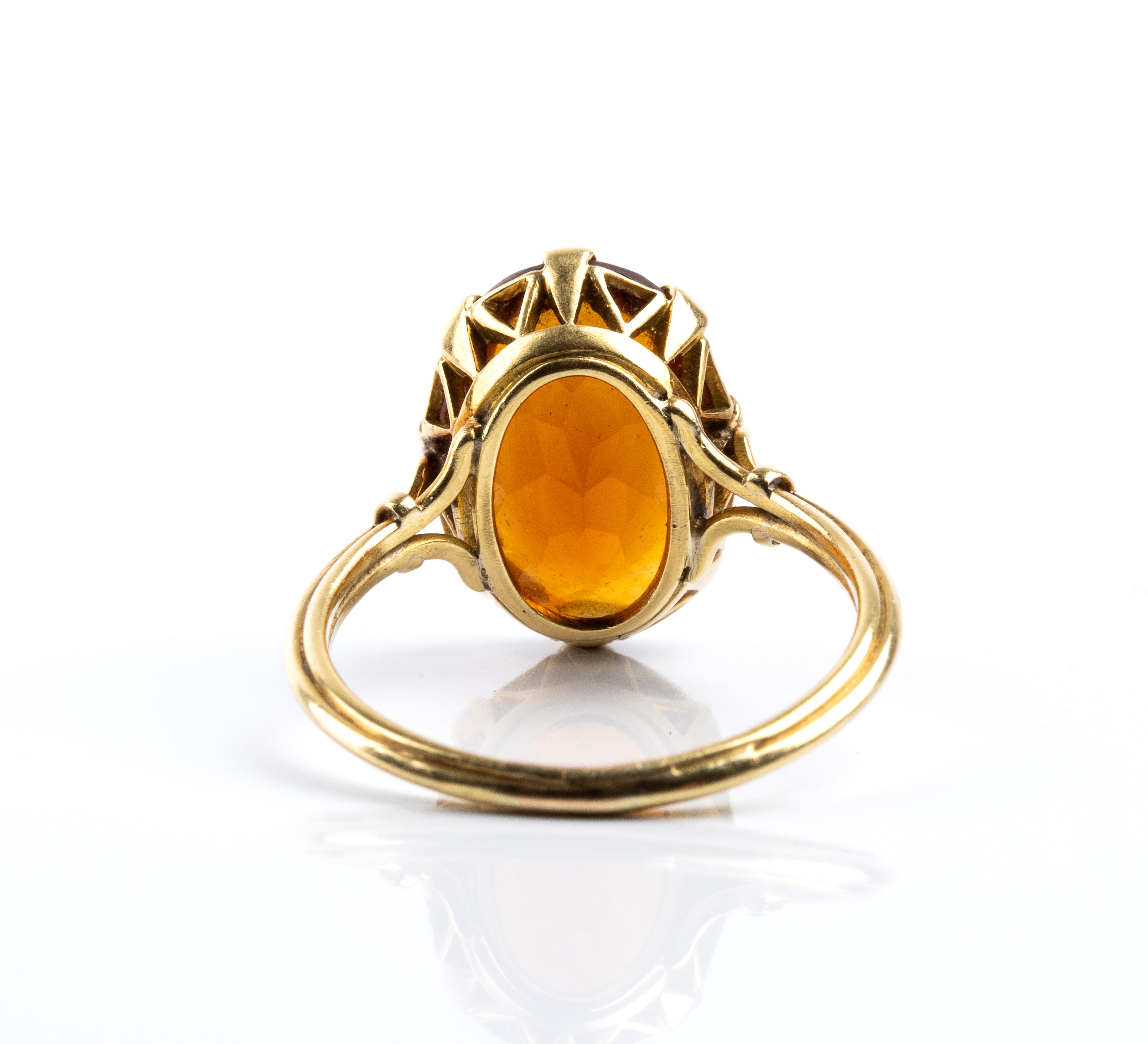 Spilla e anello in oro con quarzi citrini (punzonatura K18)