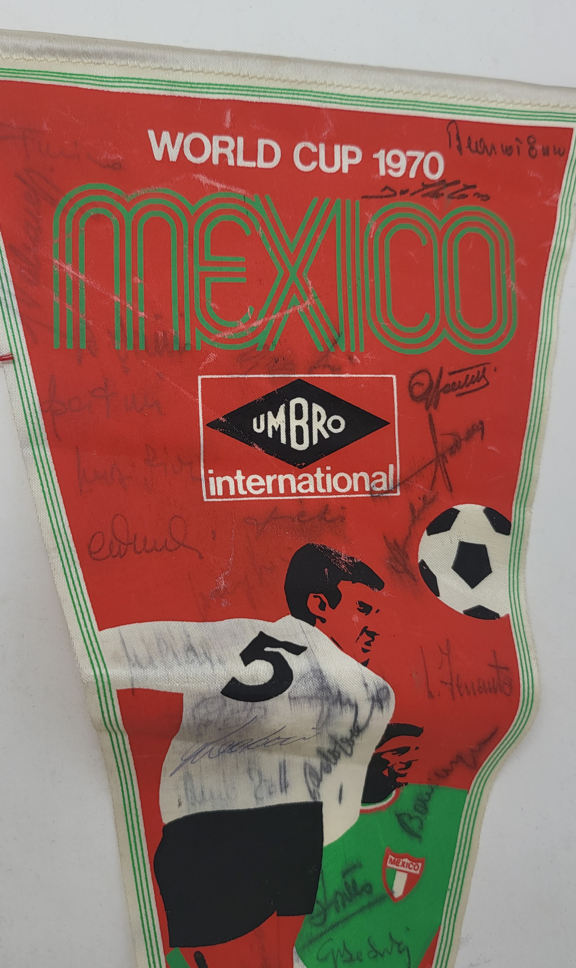 Calcio, Italia, Mondiali Mexico 70 Gagliardetto Autografato