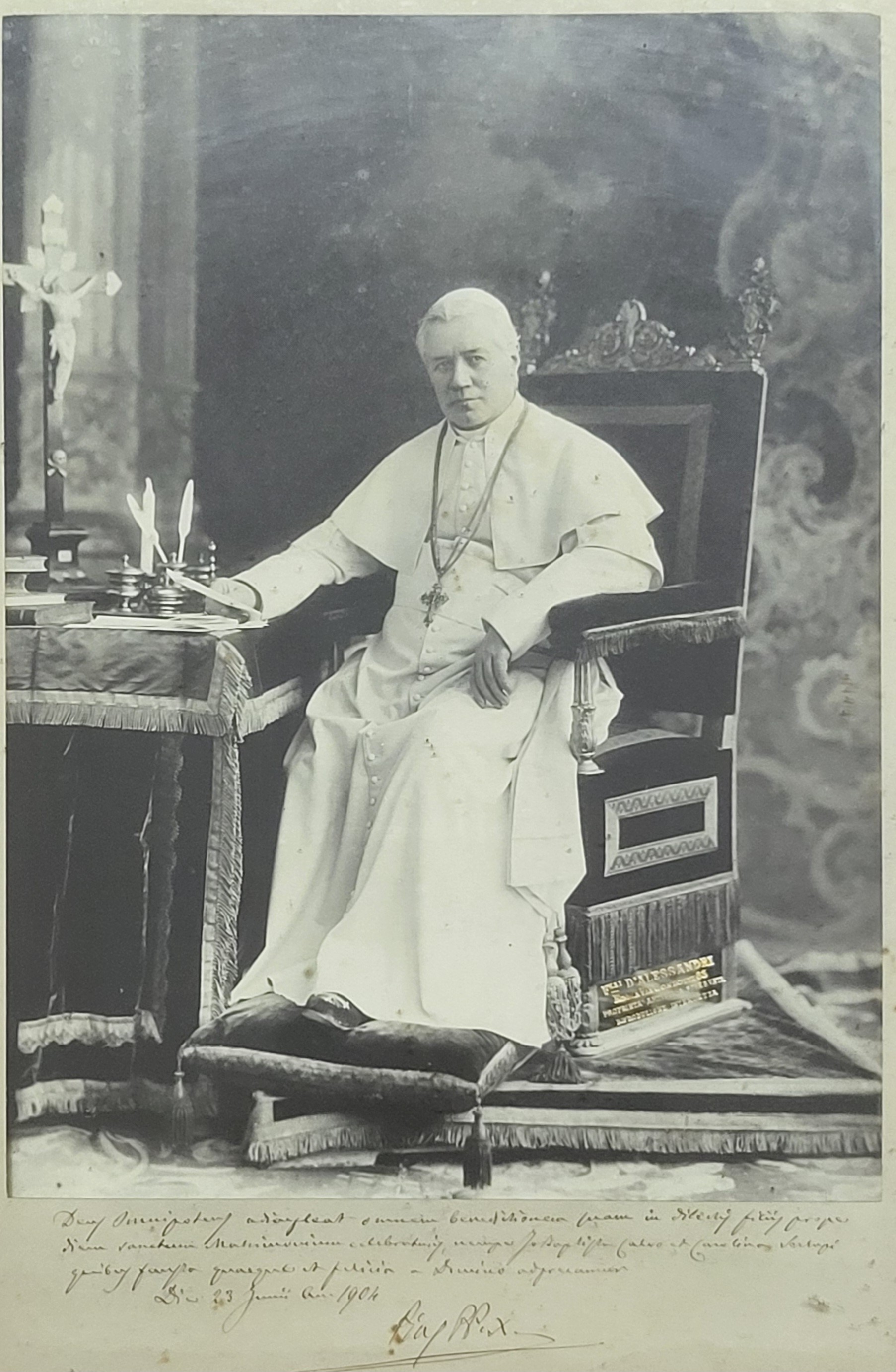 Pio X, Papa, fotografia autografata (testo in latino)