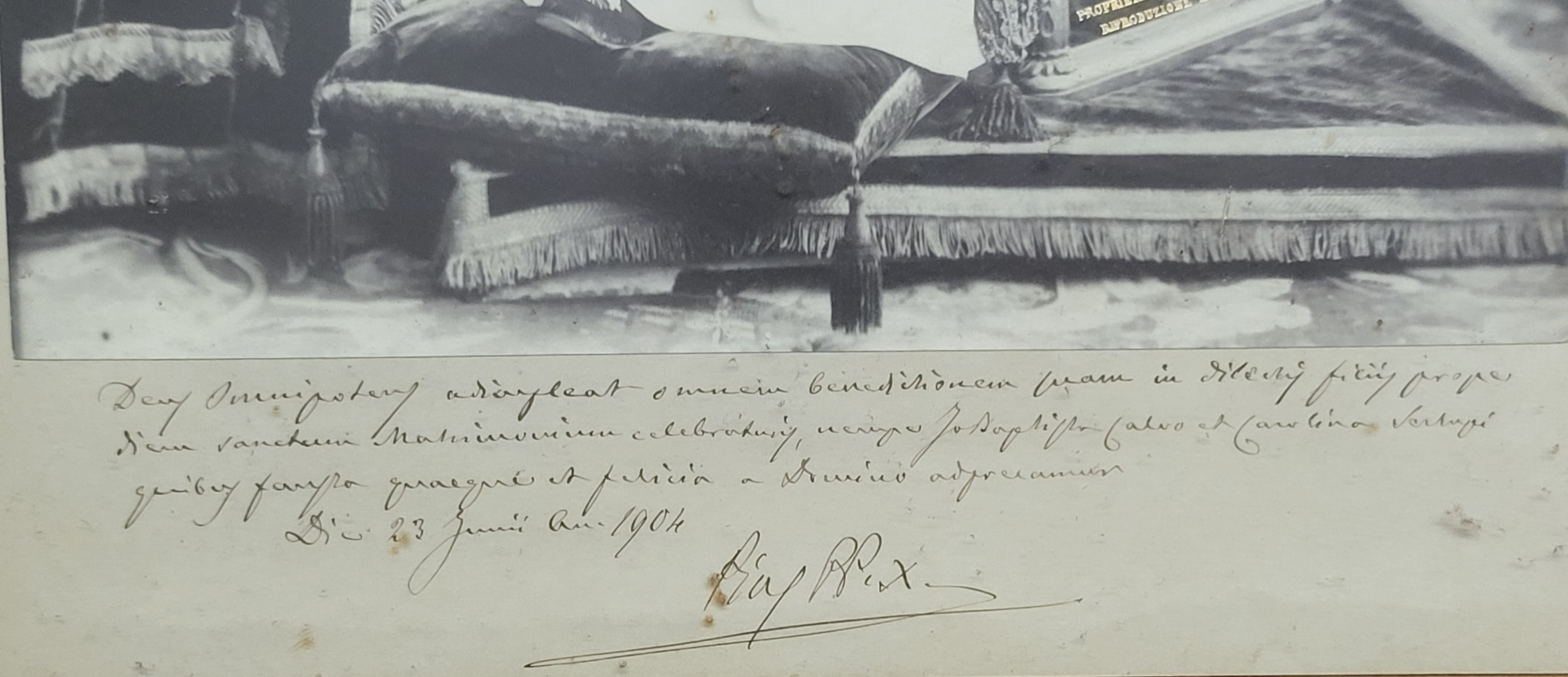 Pio X, Papa, fotografia autografata (testo in latino)