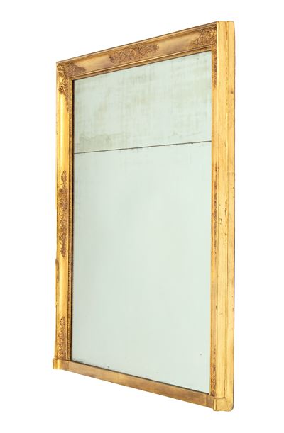 Specchiera dorata francese, legno intagliato e foglia d'oro, XIX secolo