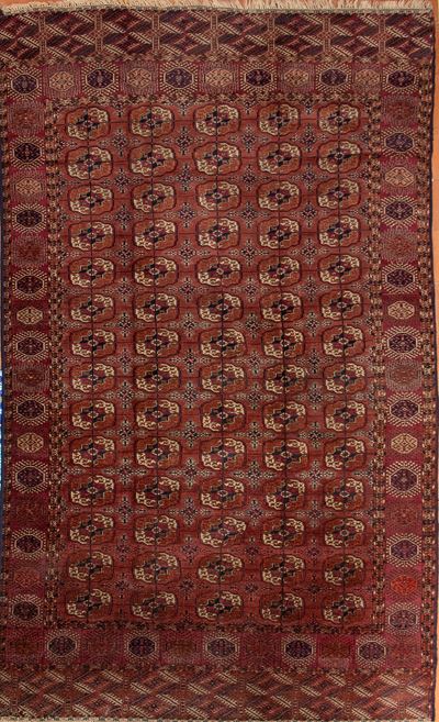 Tappeto Bukara russo, inizi del XX secolo, 340 x 205 cm