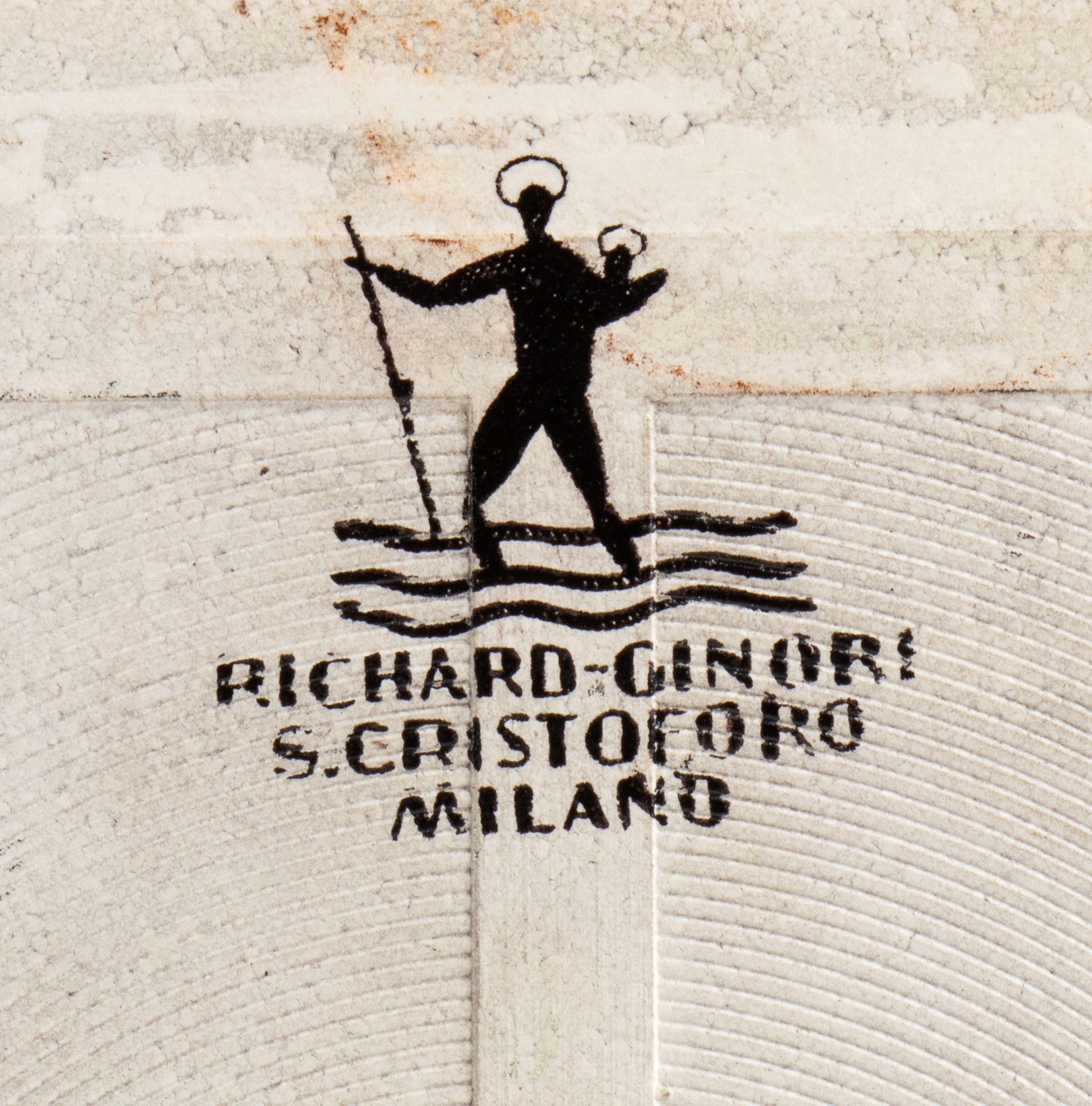 Mattonella con scrittore