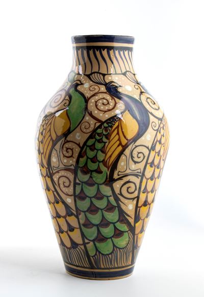 Vaso con decoro di pavoni, ceramica policroma, 1924