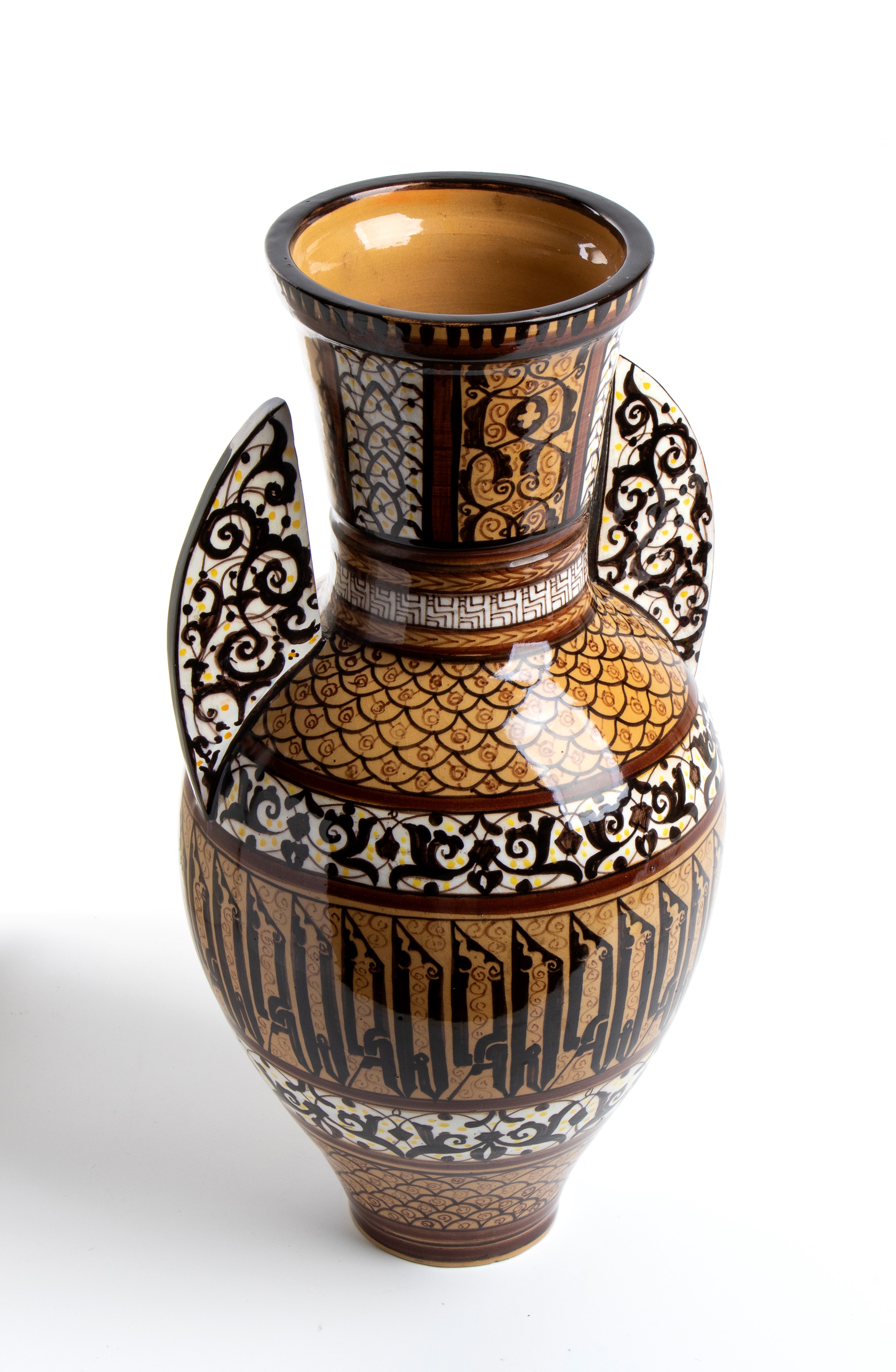 Vaso biansato ispano-moresco, ceramica policroma