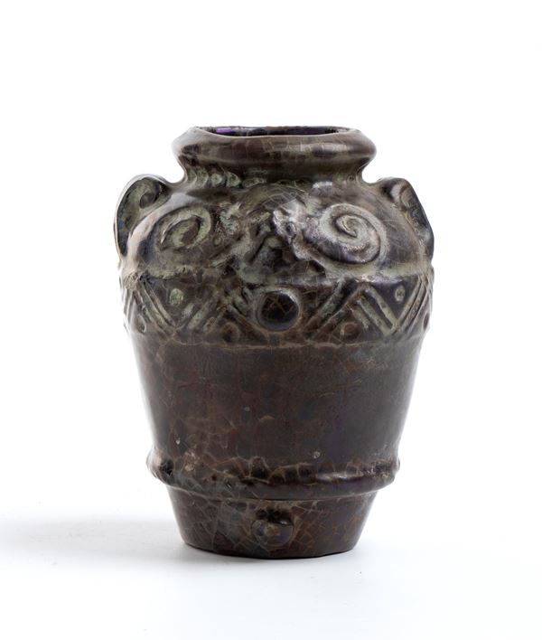 GALILEO CHINI - Vasetto con decori a rilievo