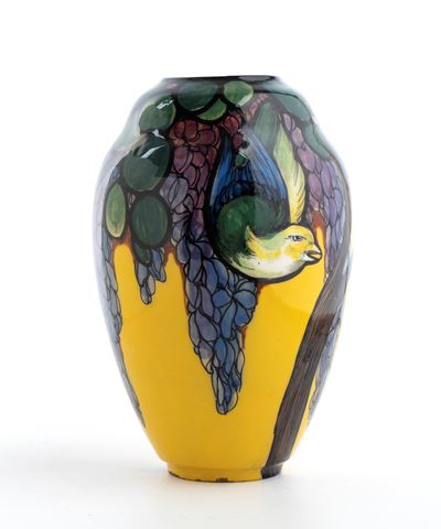 Vaso in terracotta dipinta e invetriata