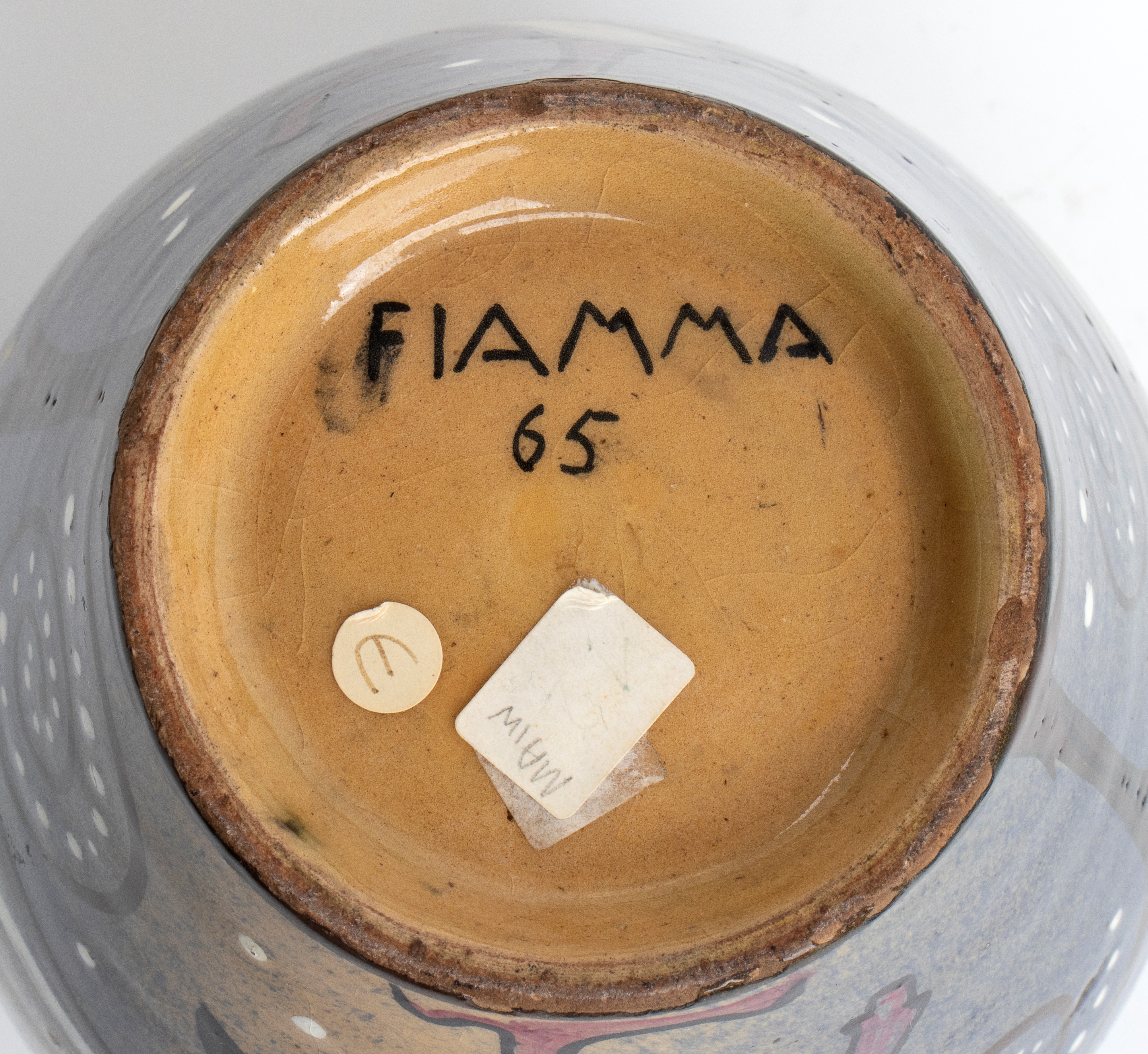 Manifattura Fiamma - Duilio Cambellotti, Vaso a forma ovoidale in terracotta dipinta e invetriata...