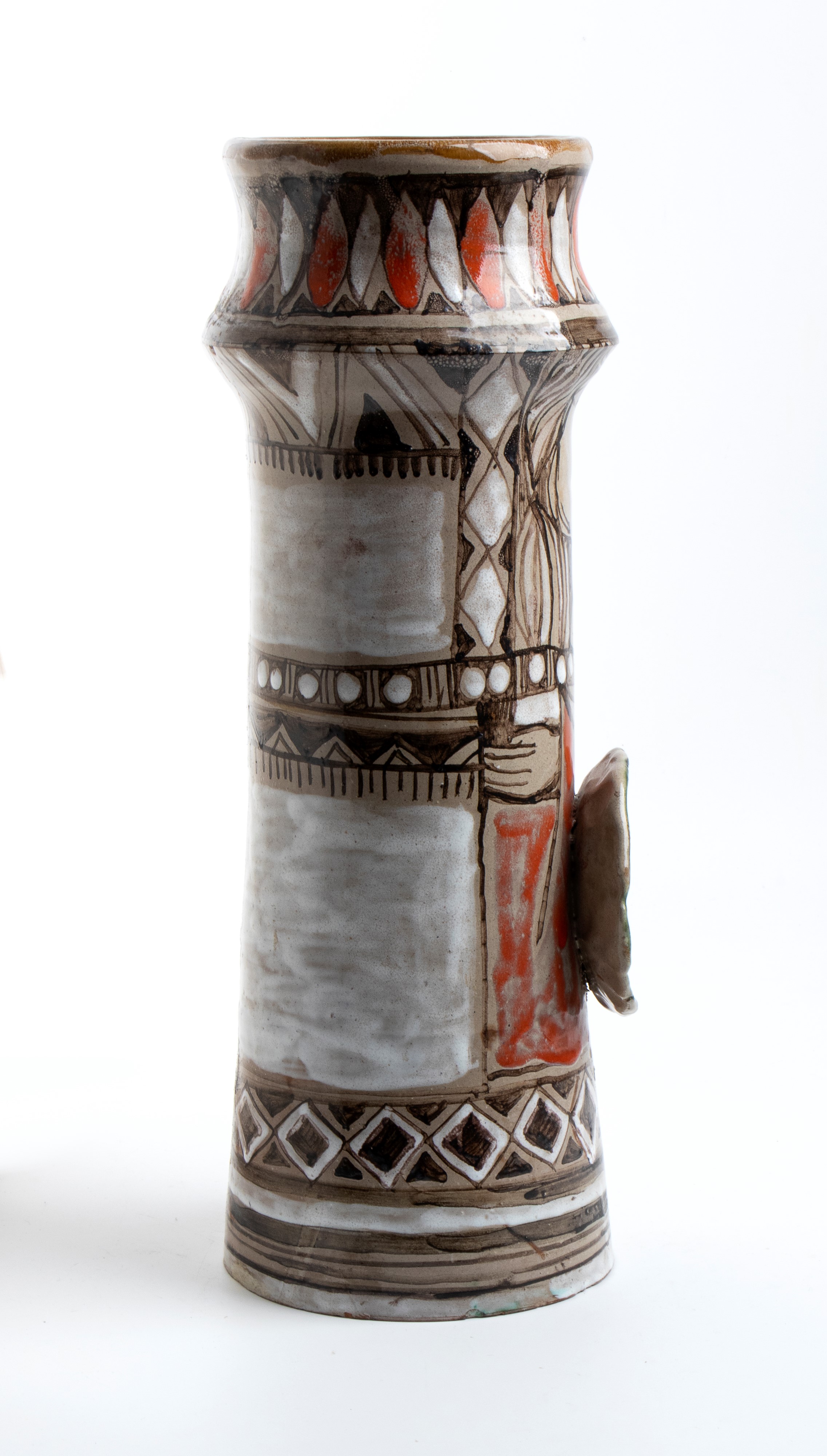 Elio Schiavon - Vaso con decoro a rilievo di figure femminili, ceramica dipinta