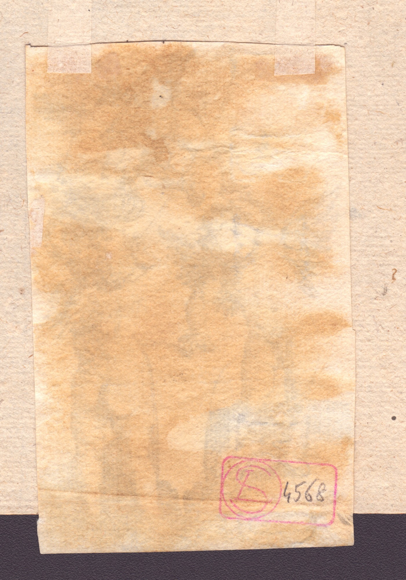 Tre putti con trombe, scudo ed elmo