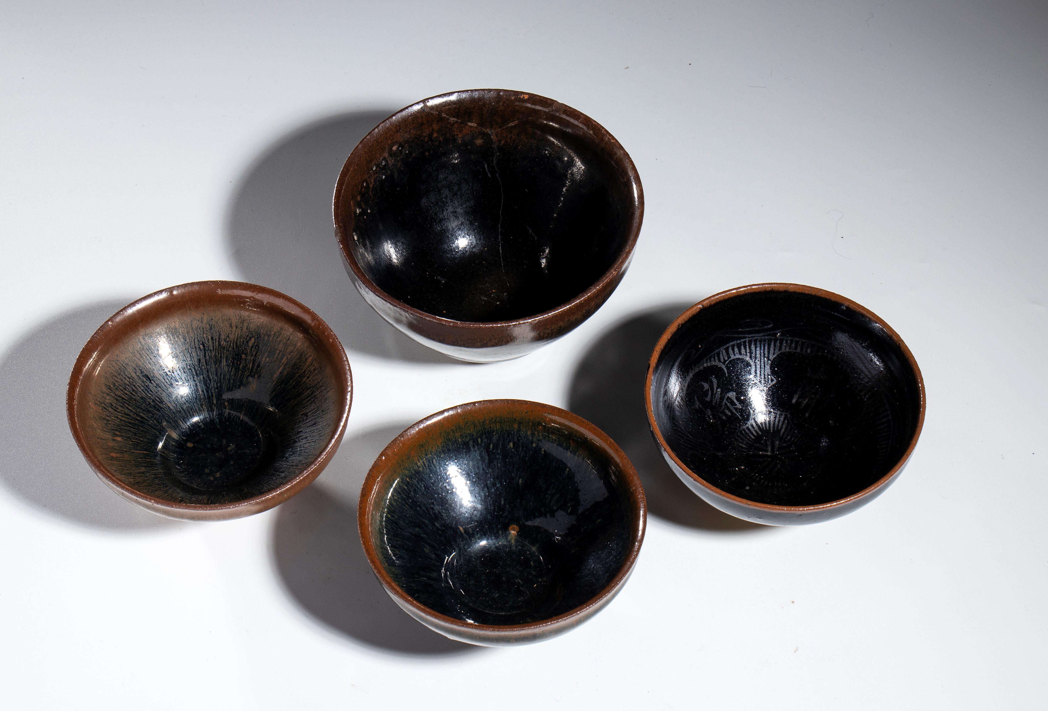 Gruppo di quattro ciotole da tè, Cina