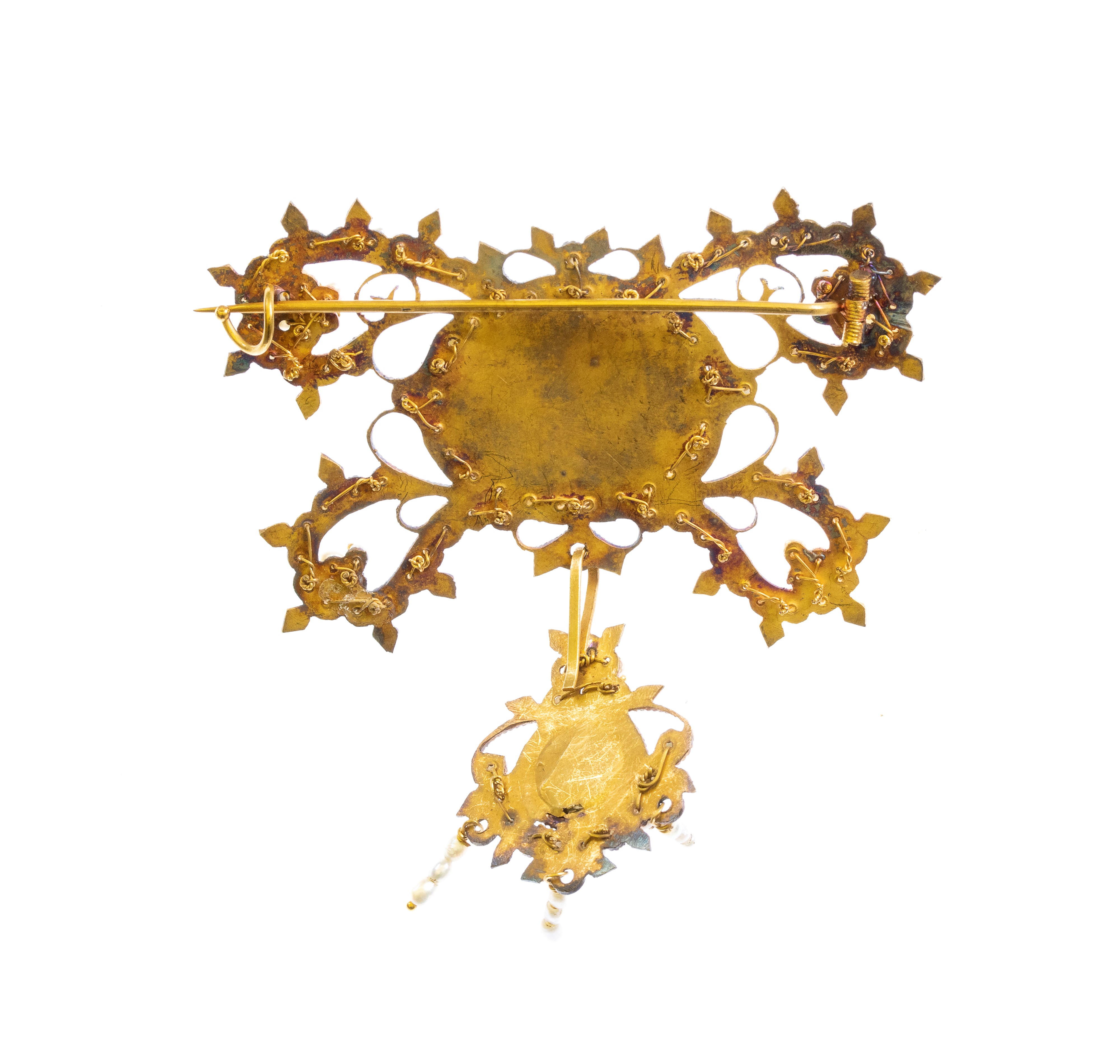Spilla sarda in oro con granati e decorazioni floreali, fine XIX-inizio XX secolo