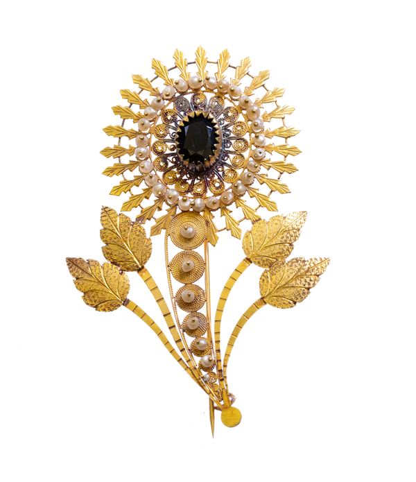 Sardinian brooch in gold and precious stones