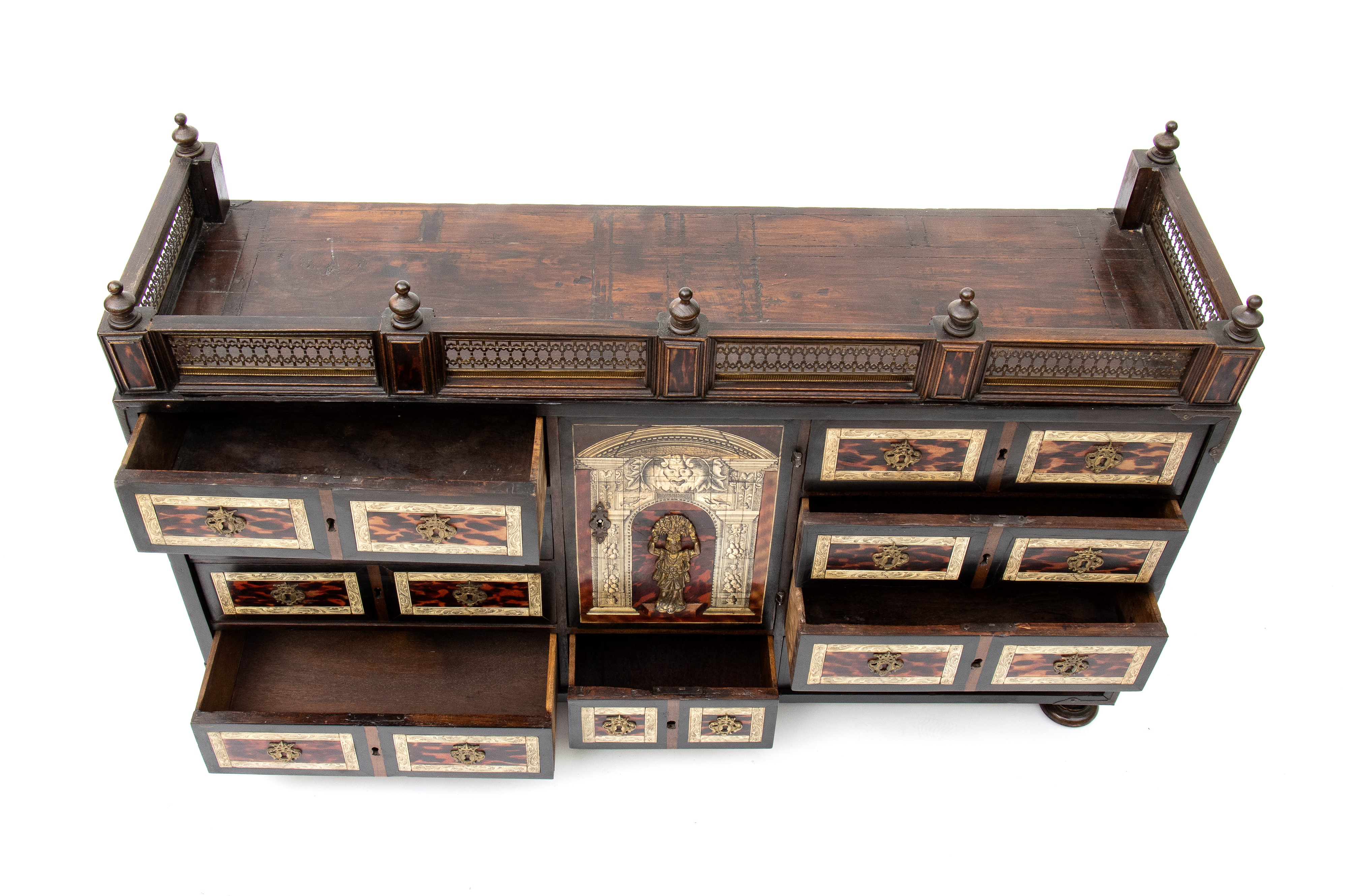 Monetiere lastronato in tartaruga Luigi XVI