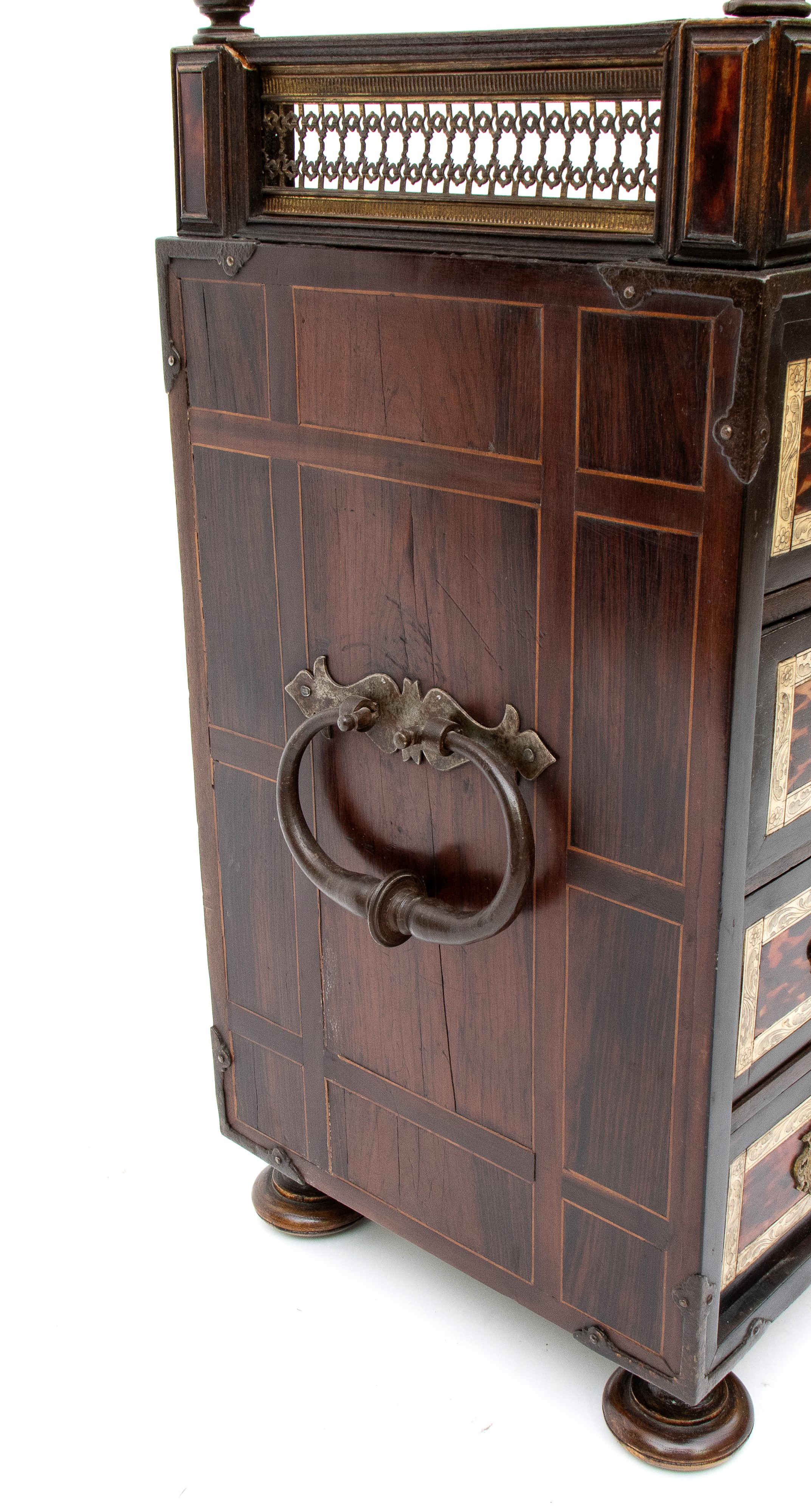 Monetiere lastronato in tartaruga Luigi XVI