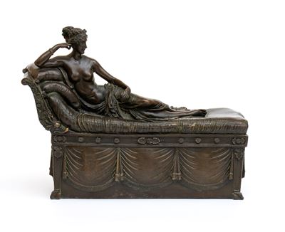 Scultura in bronzo brunito raffigurante Paolina Borghese, Francia, fine XIX secolo