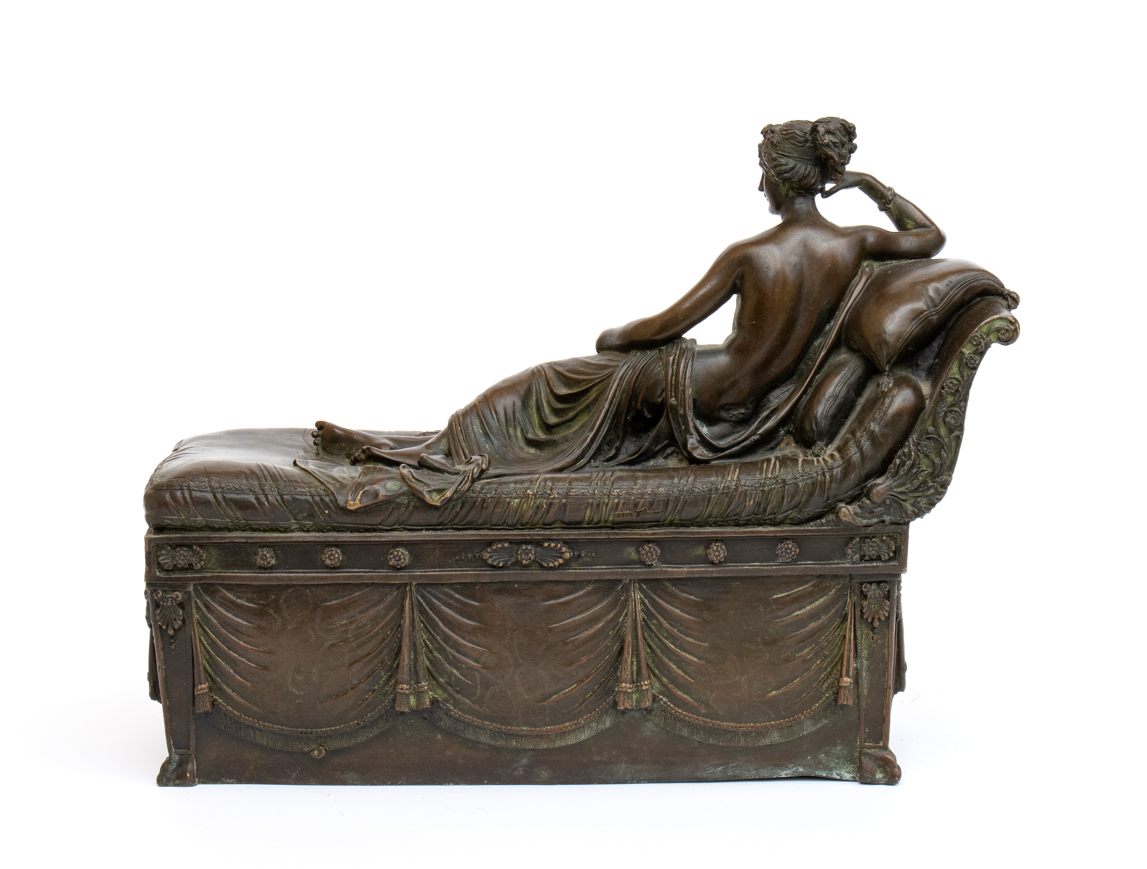 Scultura in bronzo brunito raffigurante Paolina Borghese, Francia, fine XIX secolo