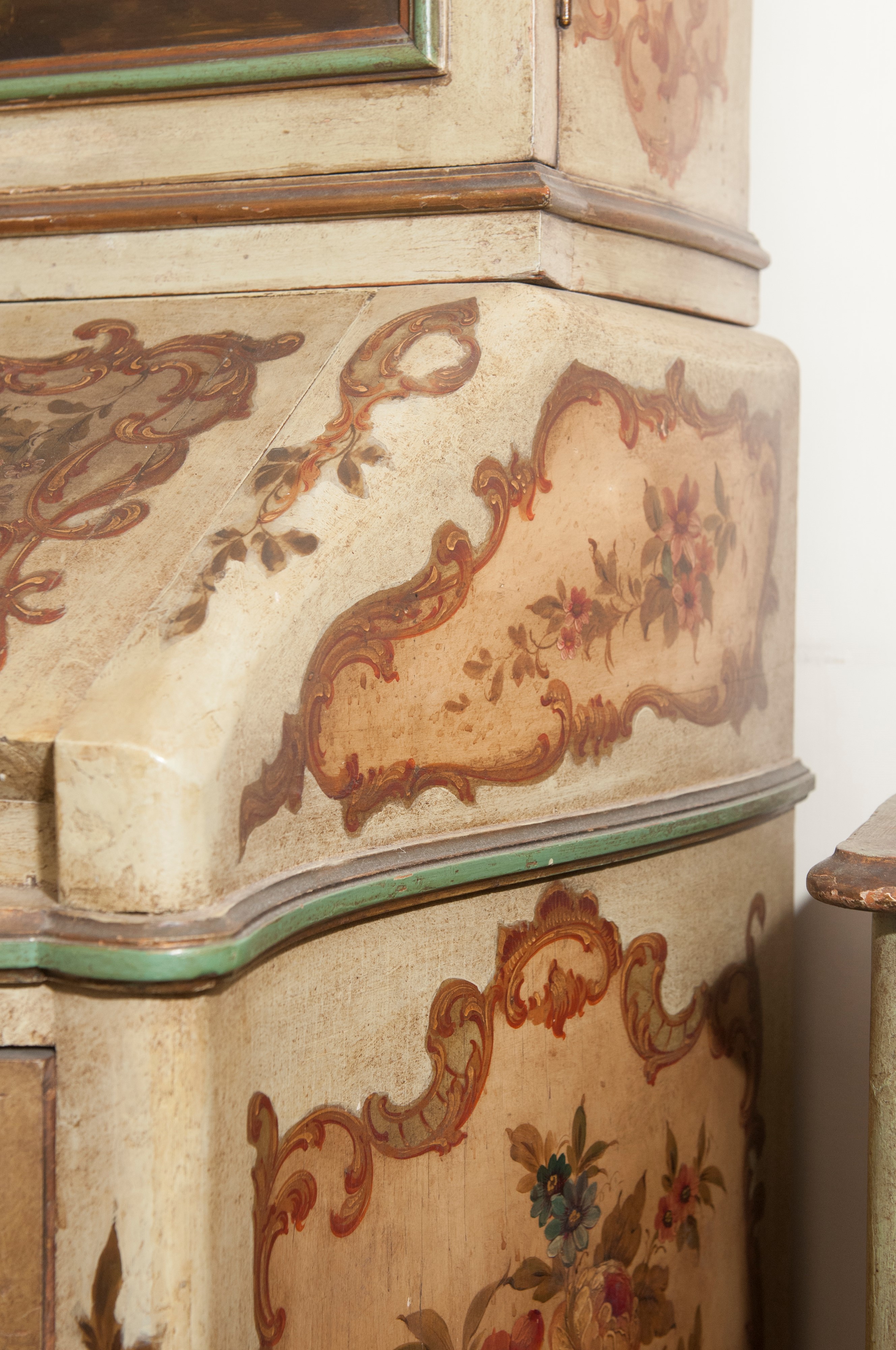 Cassettone a tre cassetti