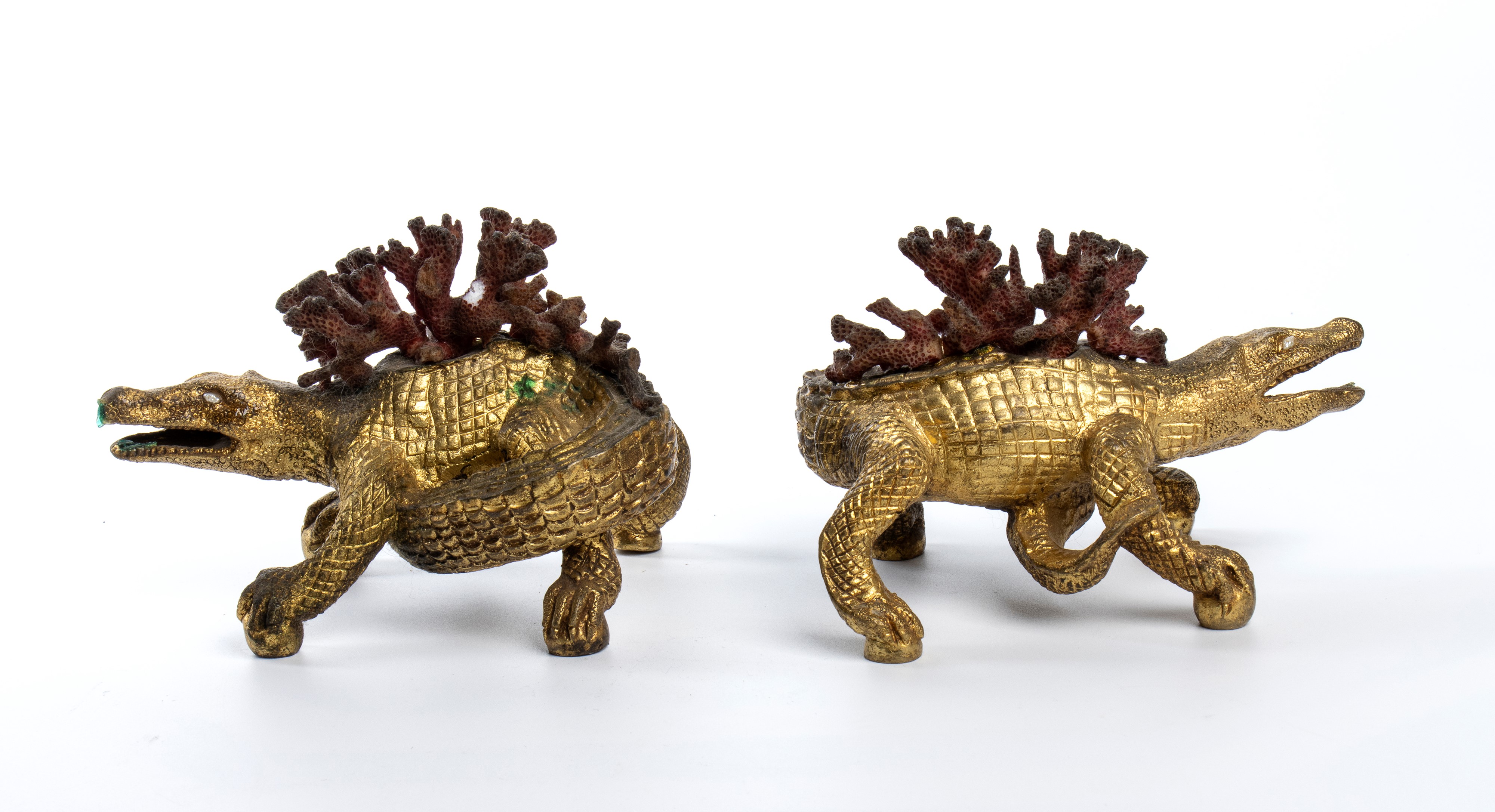 Coppia di sculture zoomorfe